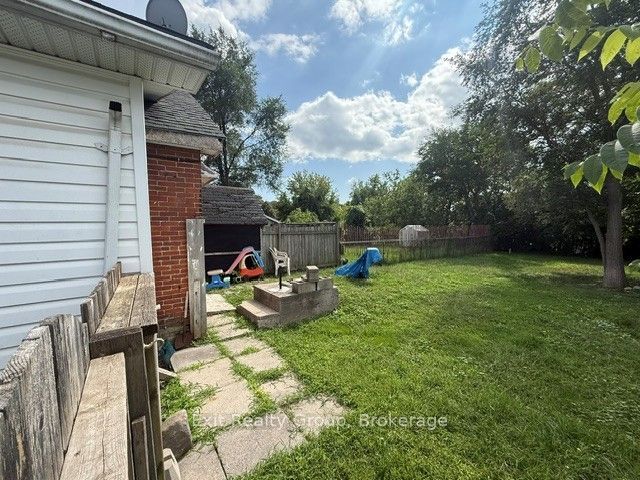 36 Bettes Street, Belleville, ON K8N 3W6 photo 5