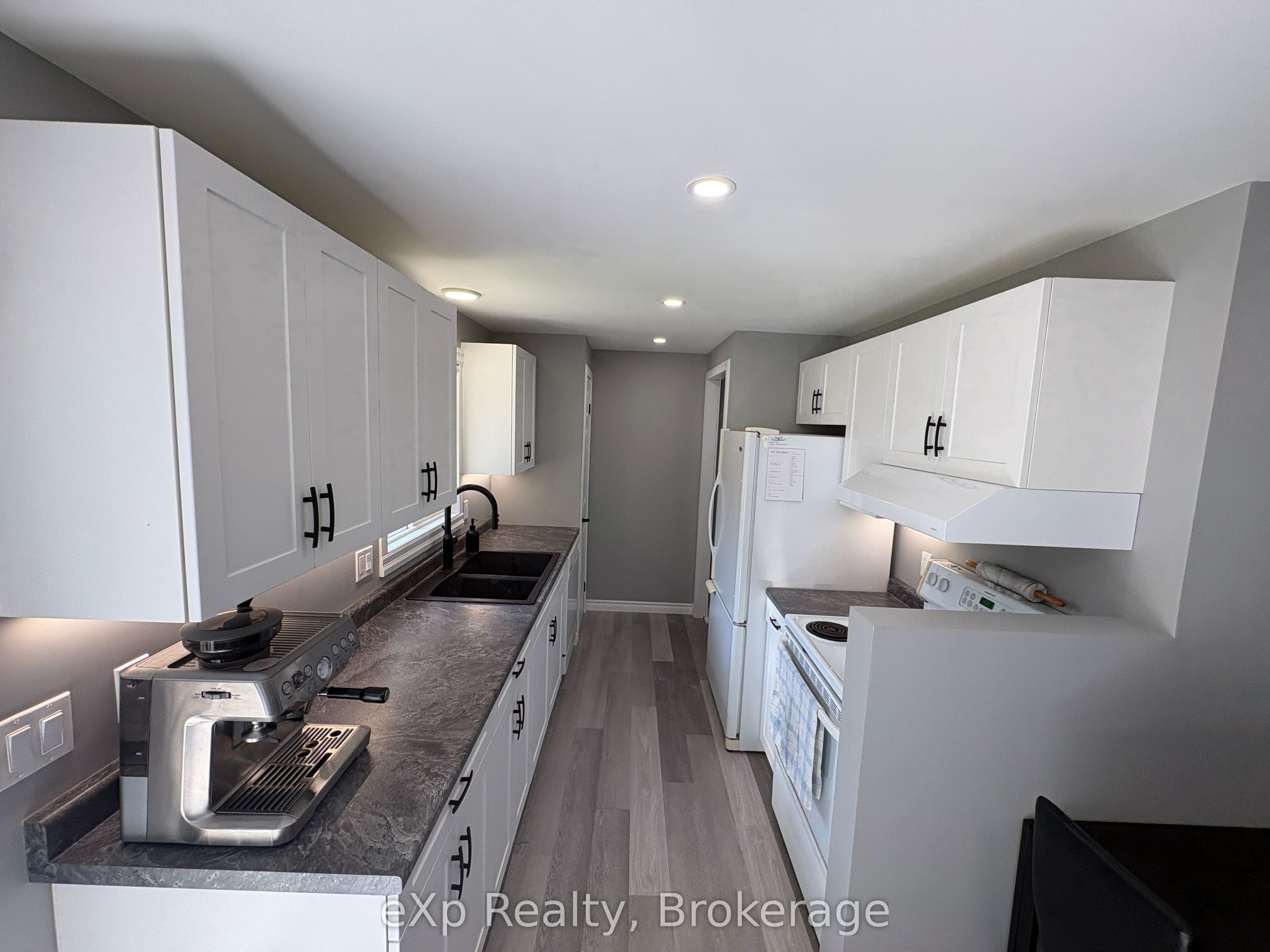 23 Valleyside Drive, Brockton, ON N0G 2V0 photo 4