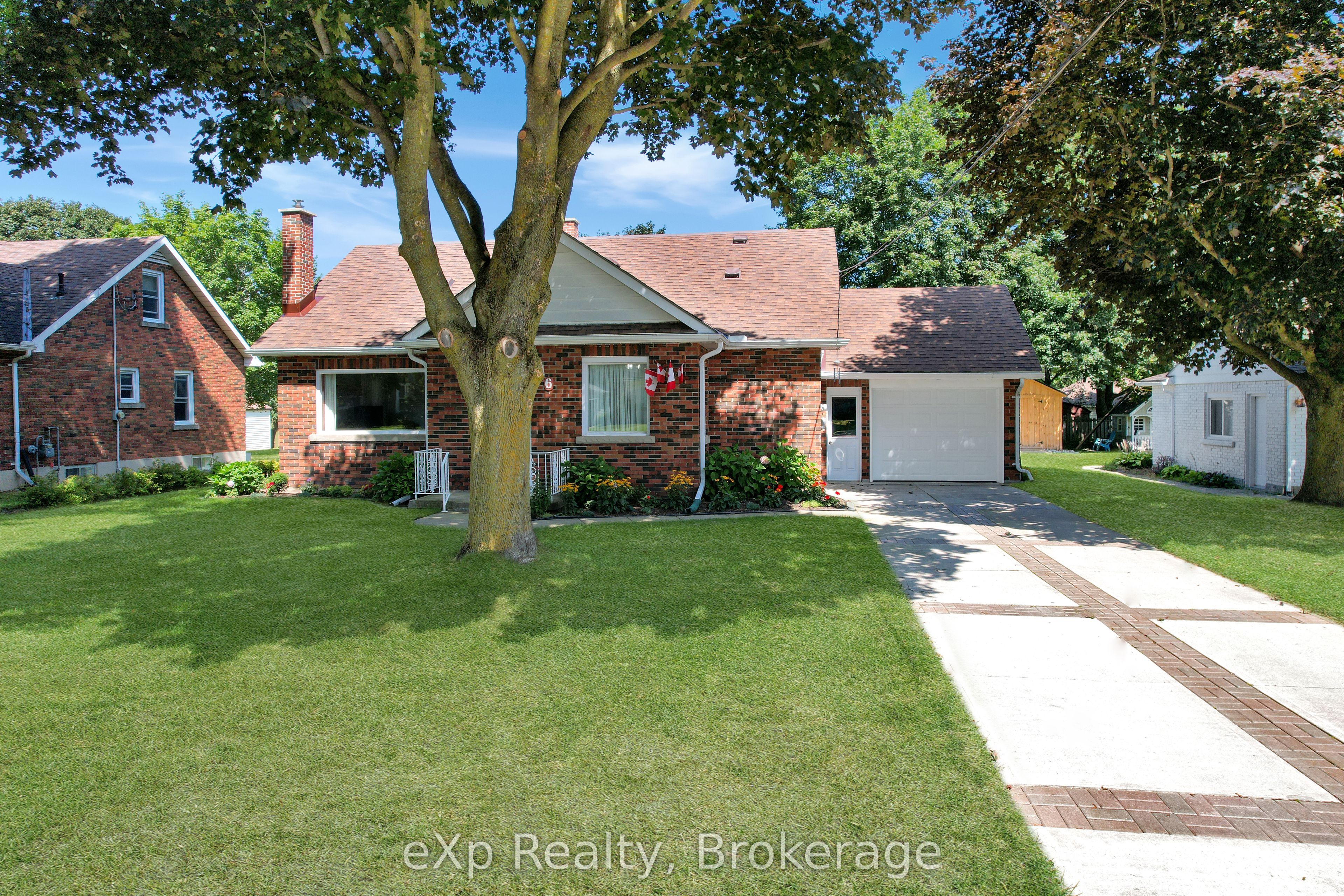6 Johnstone Boulevard, Brockton, ON N0G 2V0 photo 2