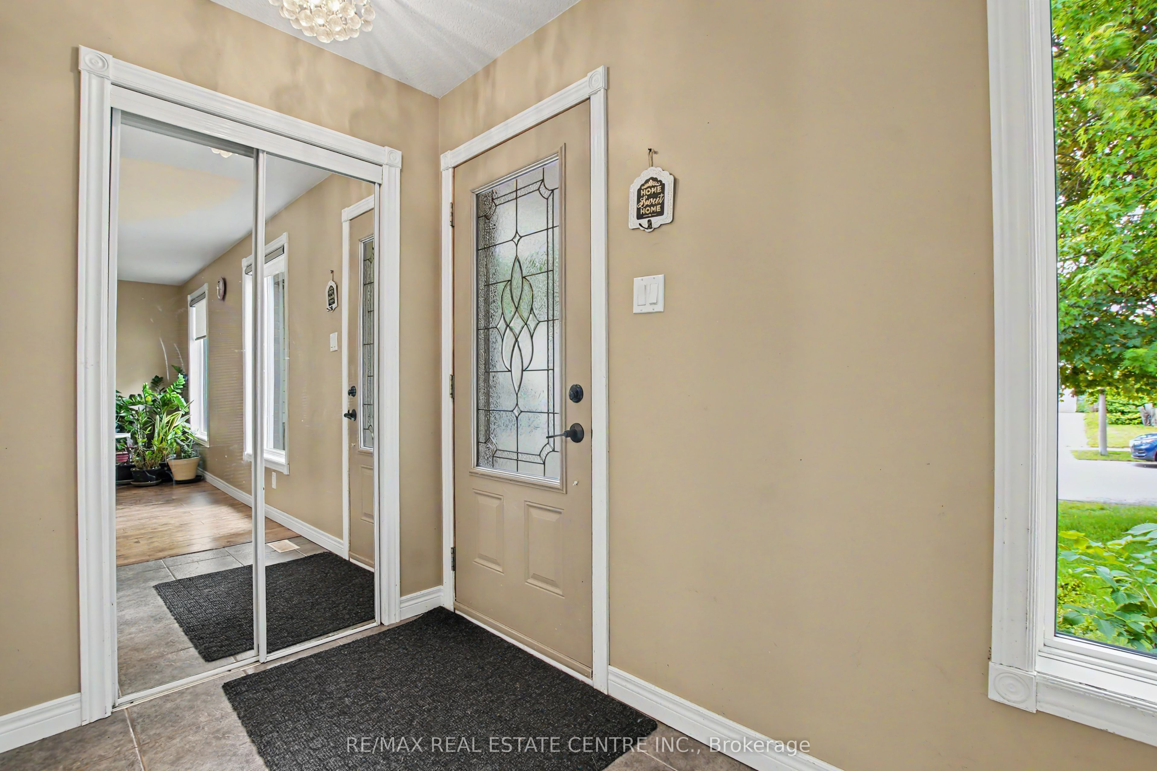 514 Havelock Drive, Waterloo, ON N2L 4N7 photo 4