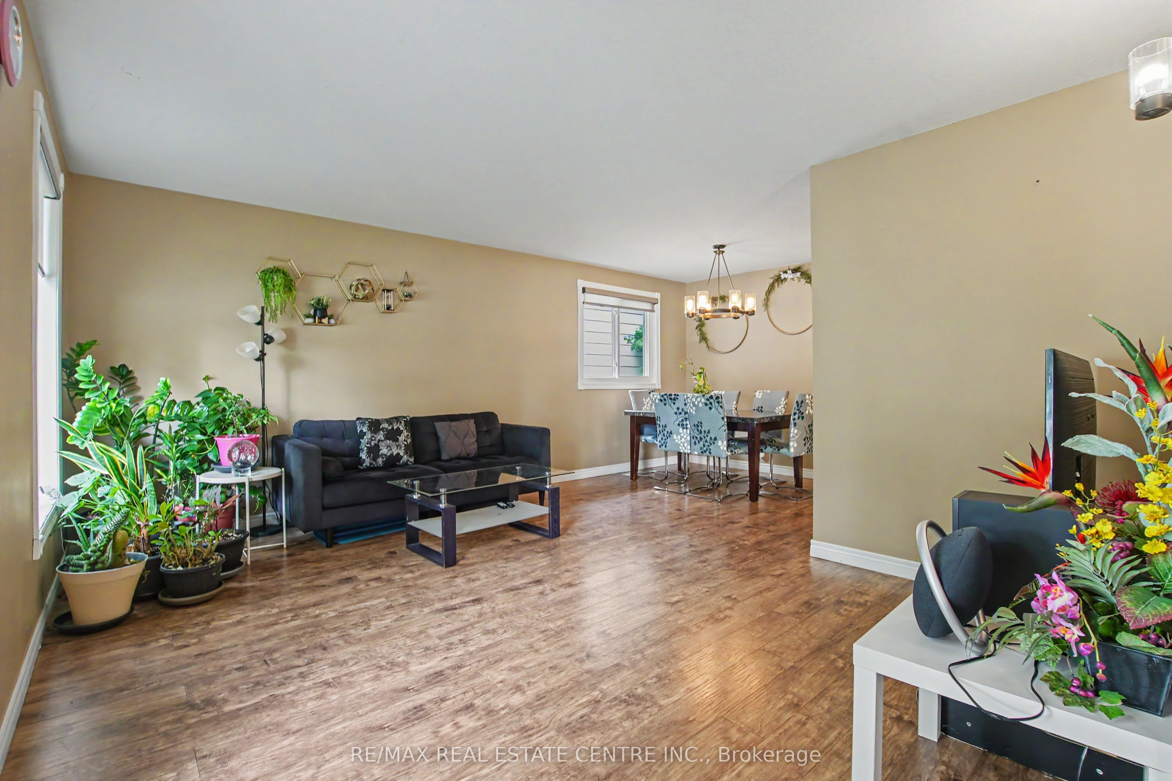 514 Havelock Drive, Waterloo, ON N2L 4N7 photo 5