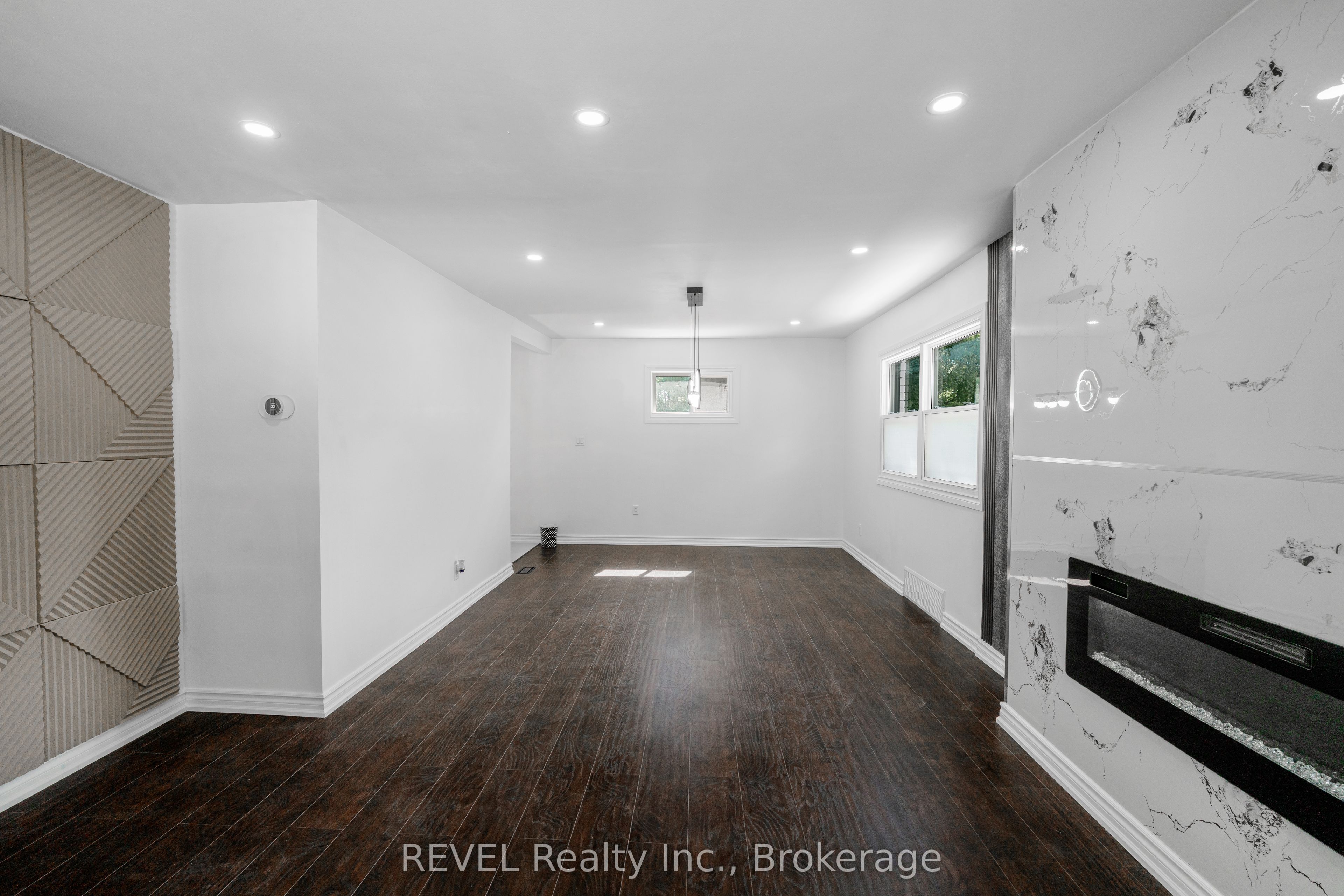 4830 Fourth Avenue, Niagara Falls, ON L2E 4P1 photo 3