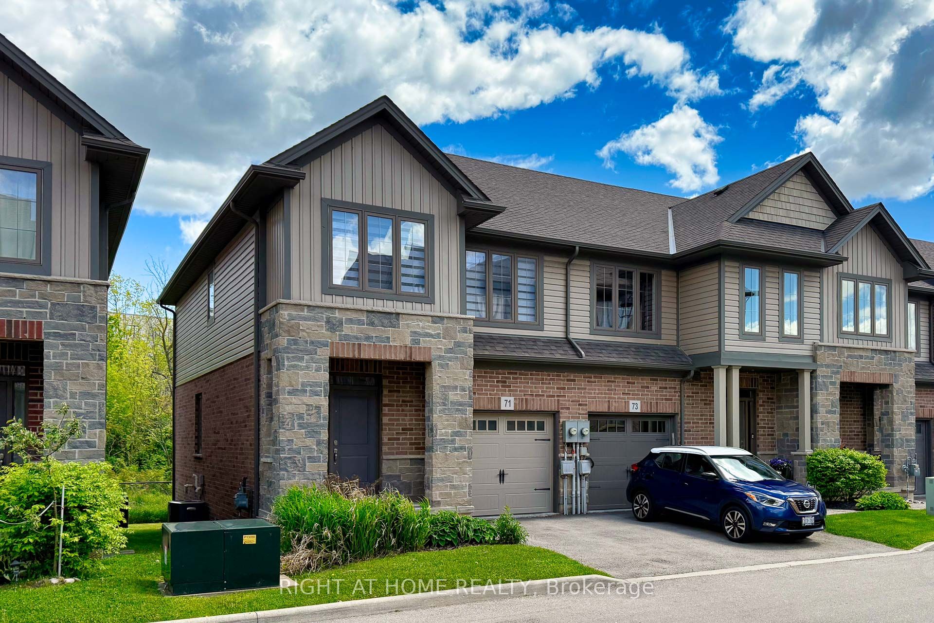 71 Southshore Crescent, Hamilton, ON L8E 0J3 photo 2