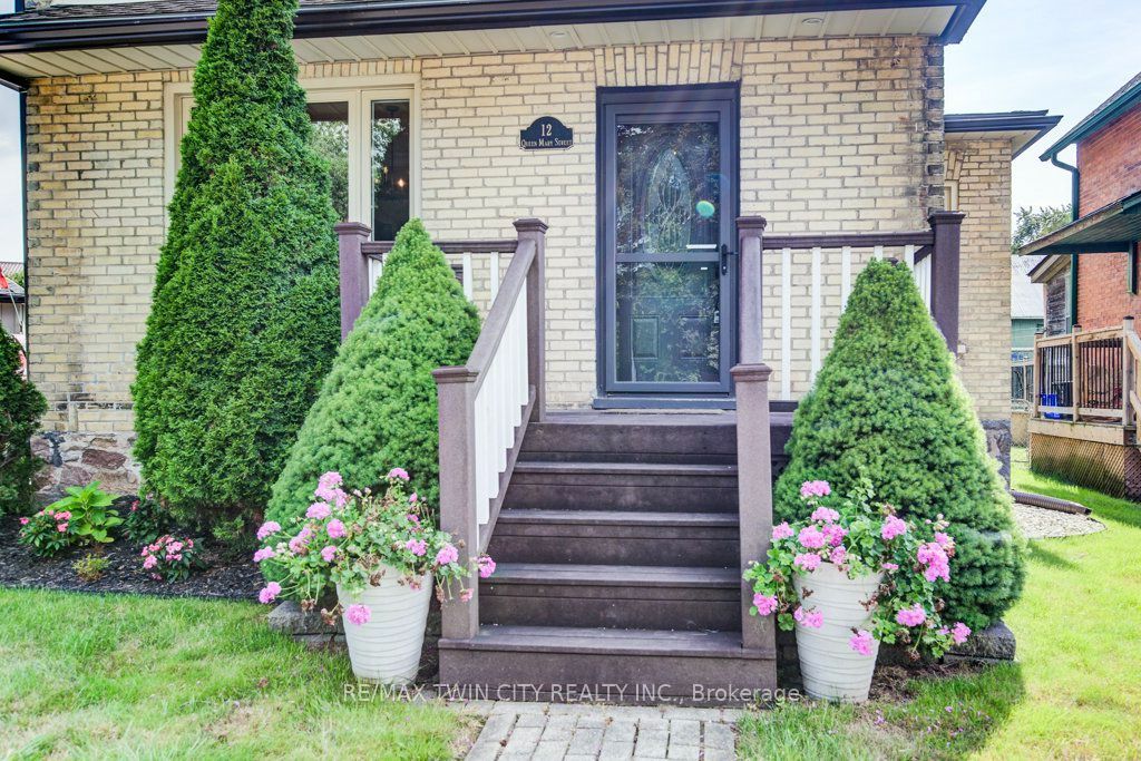 12 Queen Mary Street, Wilmot, ON N3A 2C2 photo 3