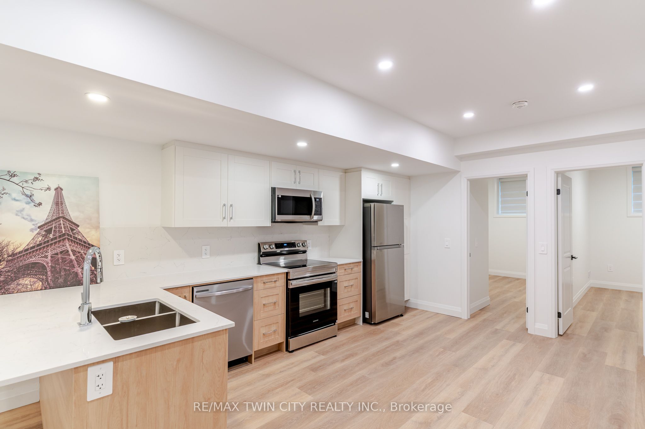 220 Heiman Street 4, Kitchener, ON N2M 3M3 photo 5