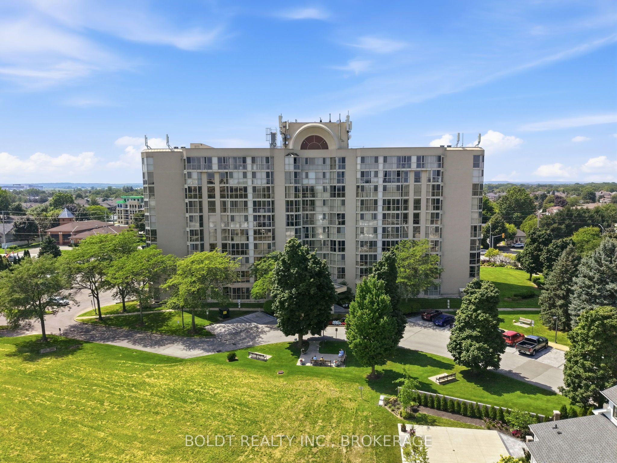 162 Martindale Road 306, St. Catharines, ON L2S 3S4 photo 3
