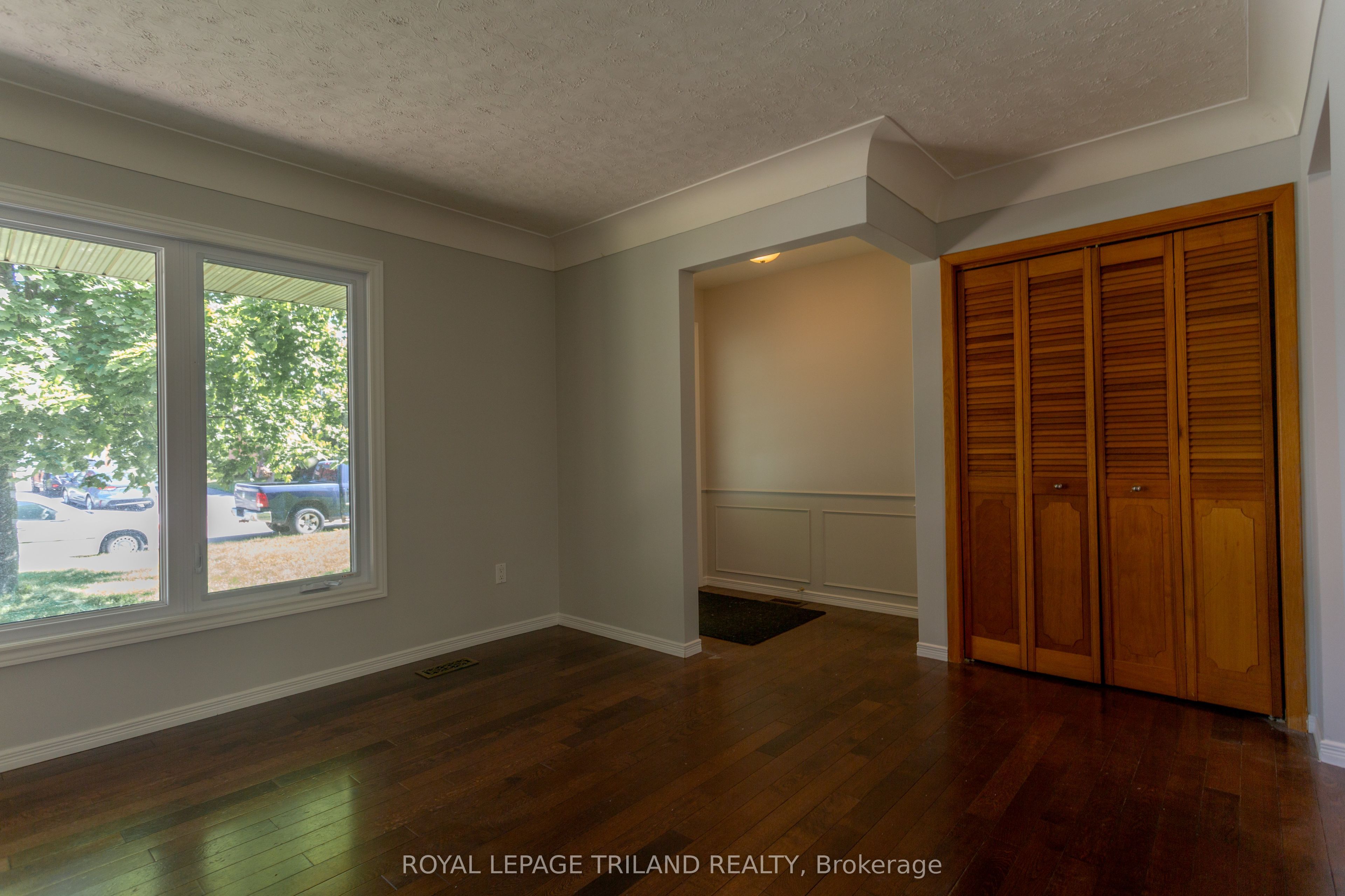 8 Croatia Court, St. Thomas, ON N5R 5P6 photo 5