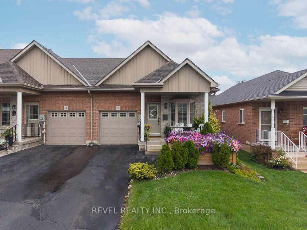 15 Millcroft Drive, Norfolk, ON N3Y 0B1