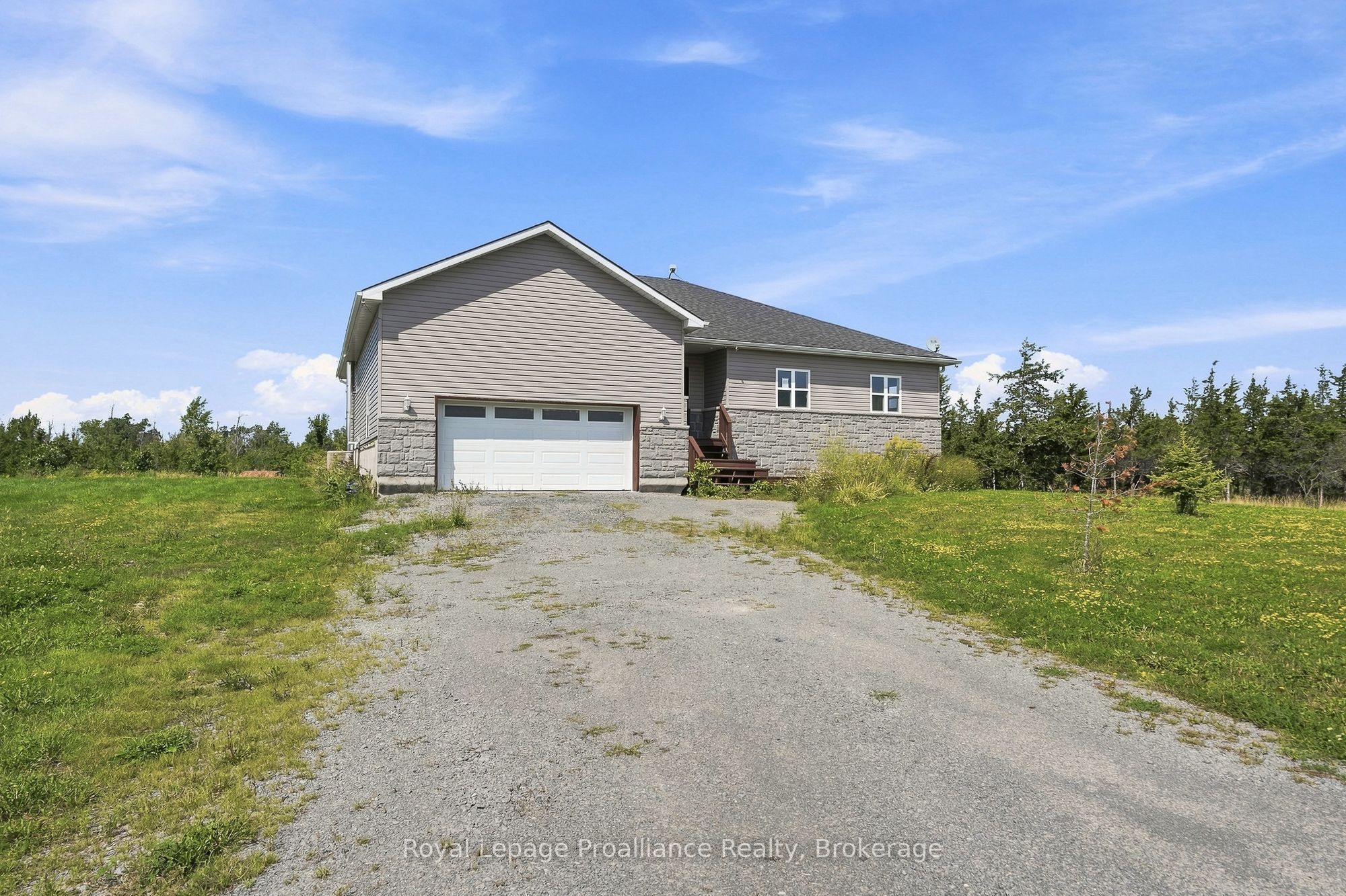 402 Black Road, Prince Edward County, ON K0K 1W0 photo 3