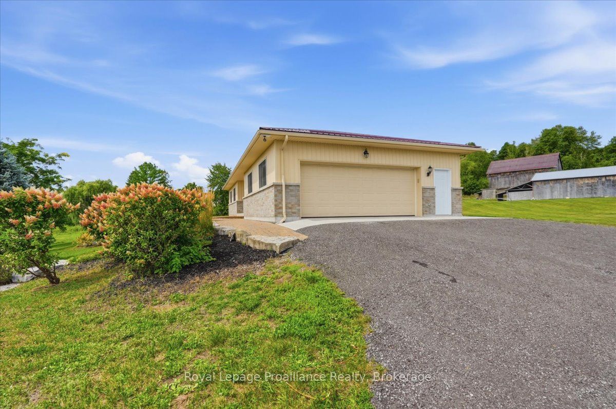 254 Airport Road, Quinte West, ON K0K 3E0 photo 4