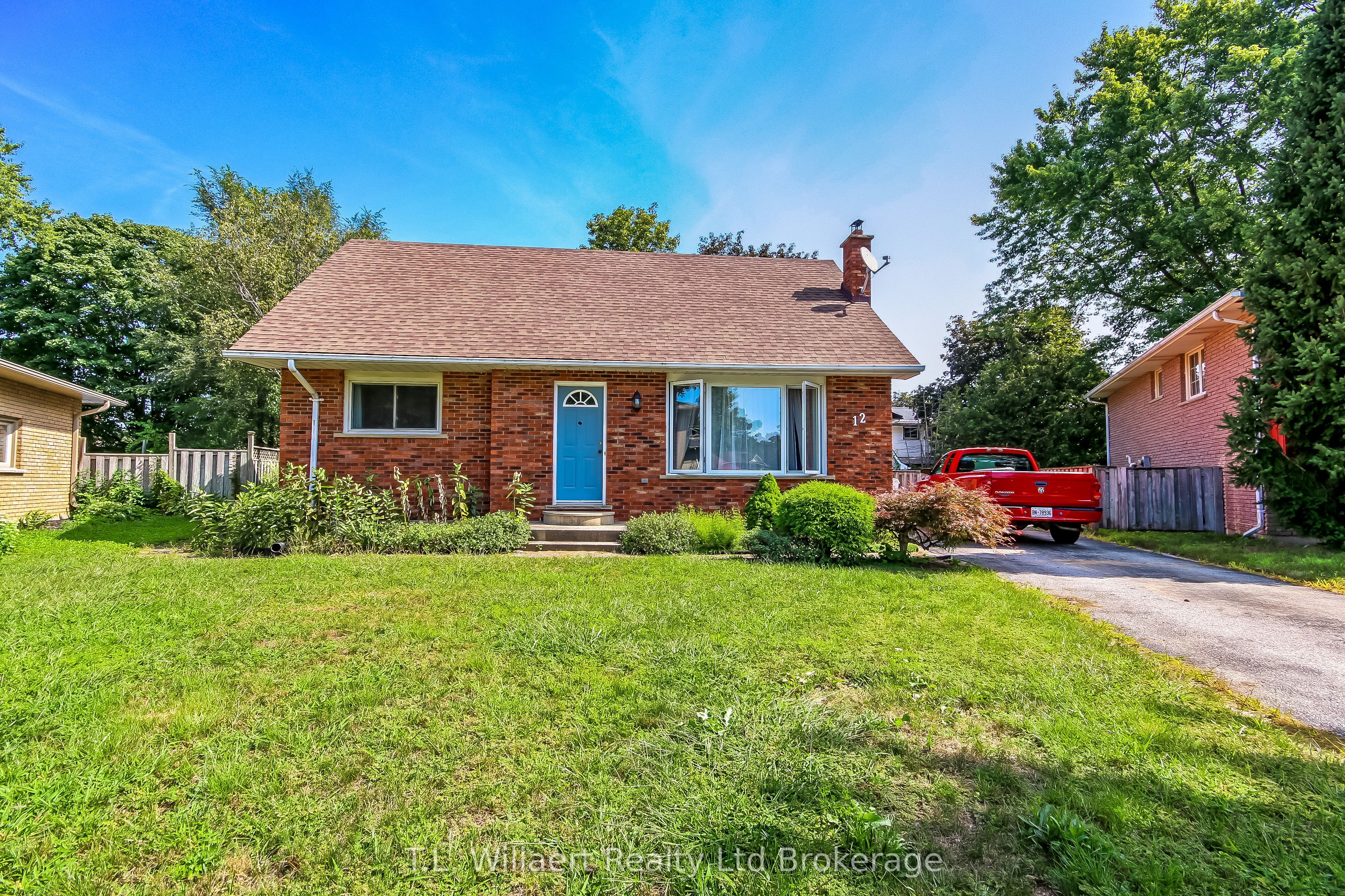 12 Alba Avenue, Tillsonburg, ON N4G 4K1