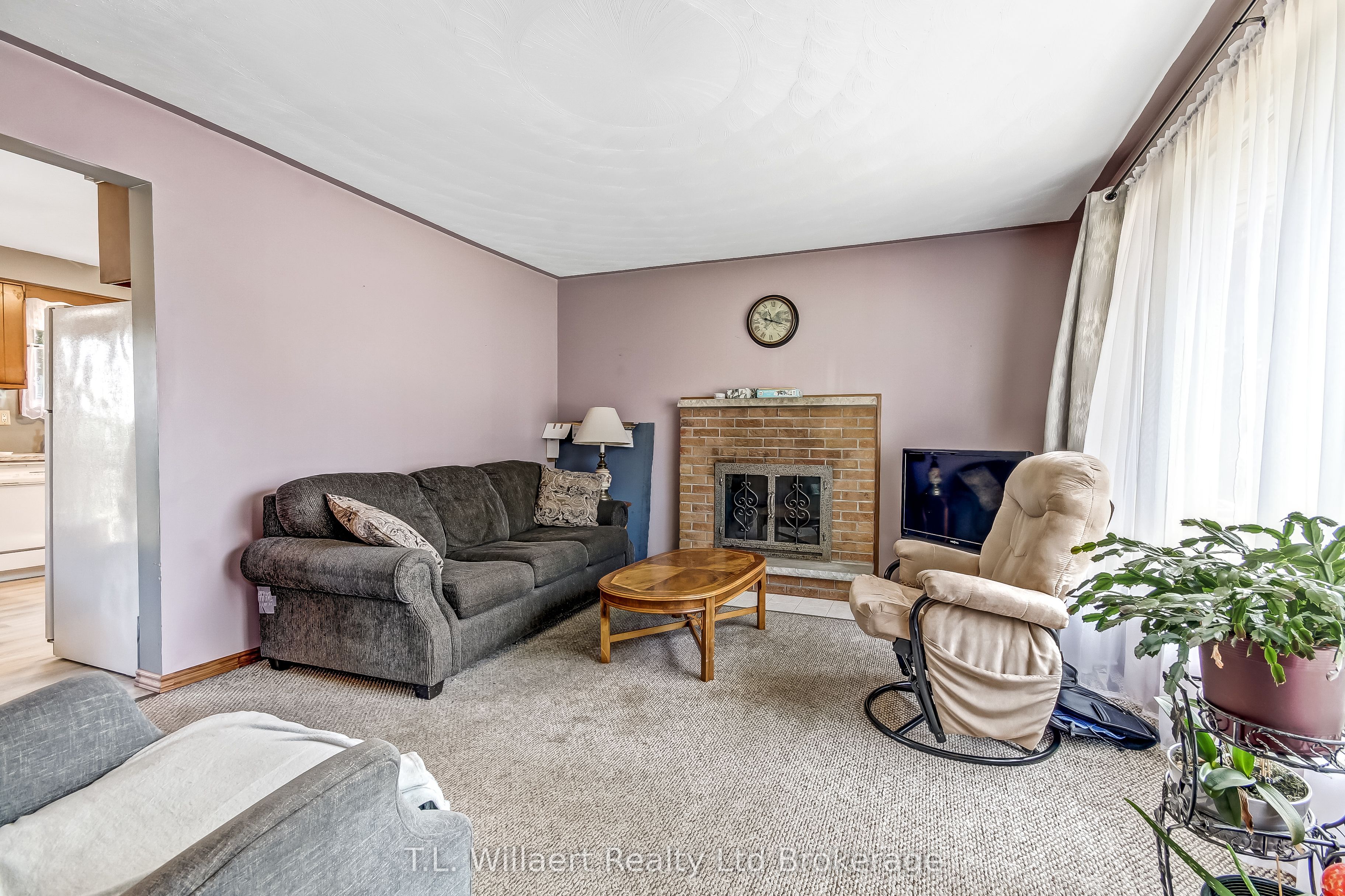 12 Alba Avenue, Tillsonburg, ON N4G 4K1 photo 3
