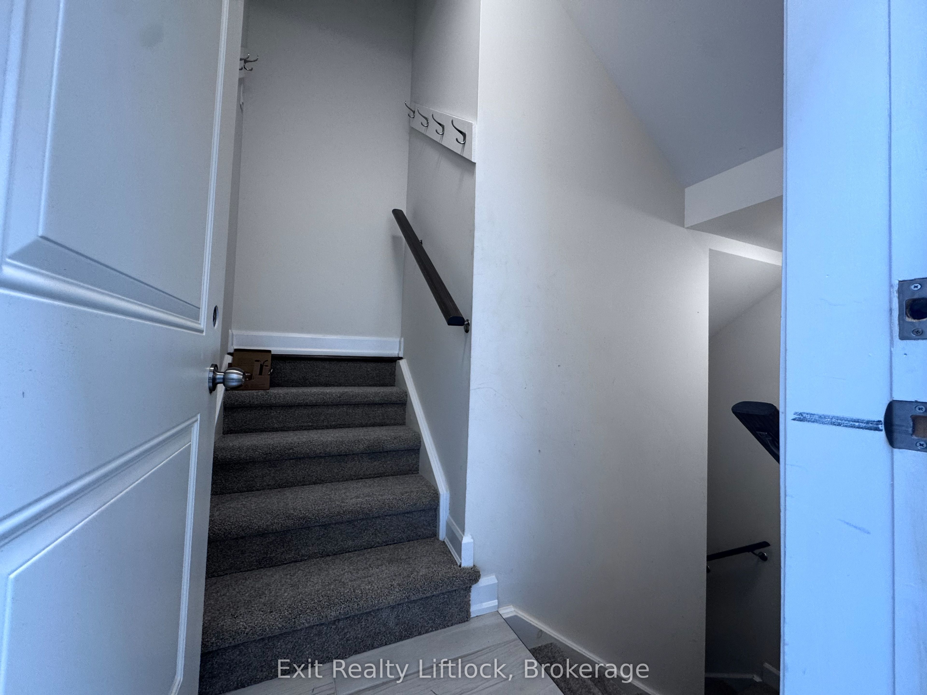 949 Bamford Terrace, Peterborough, ON K9K 0H1 photo 4