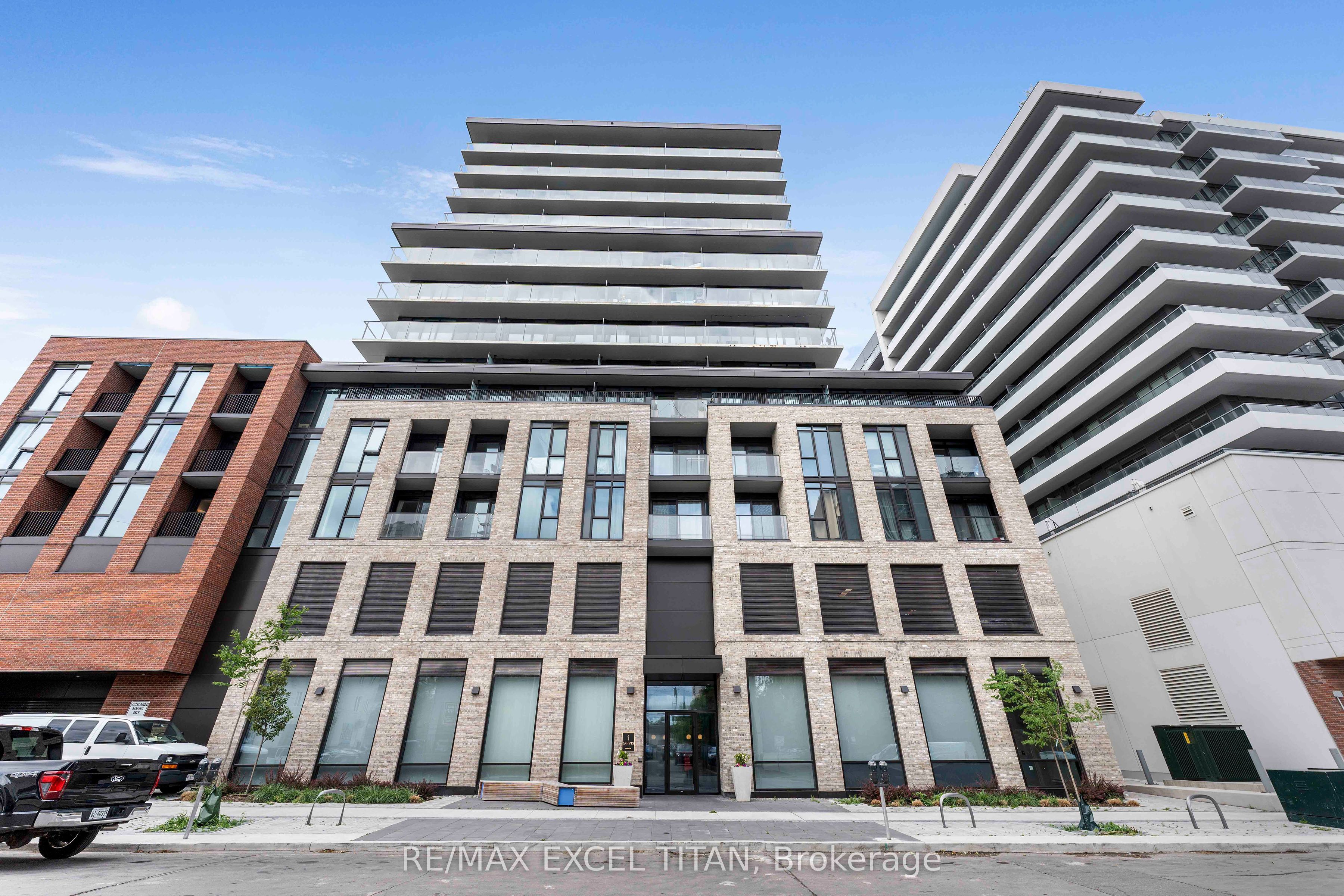 1 Jarvis Street 614, Hamilton, ON L8R 3J2 photo 2