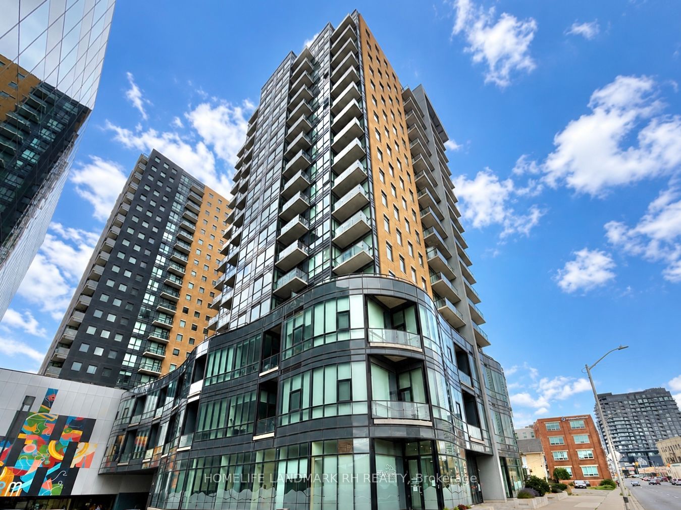 100 Garment Street 1210, Kitchener, ON N2G 0C3 photo 2