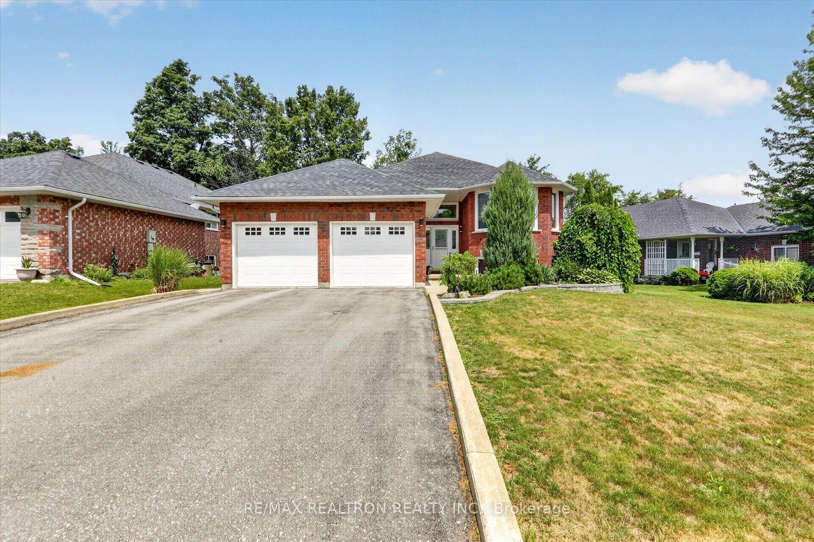 295 Woodward Avenue, Selwyn, ON K9L 1K2 photo 2