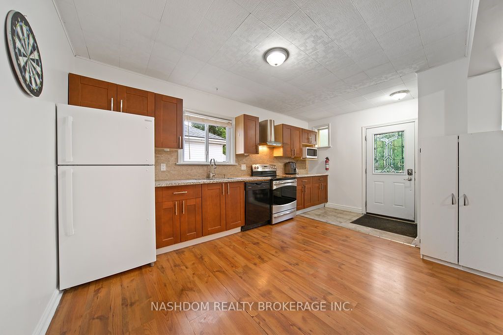 82 Whitney Avenue, Hamilton, ON L8S 2G5 photo 4