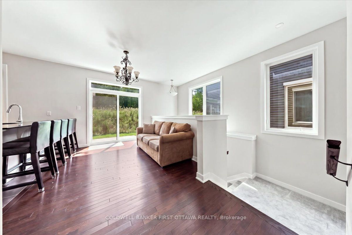 380 Appalachian Circle, Barrhaven, ON K2J 6X3 photo 2