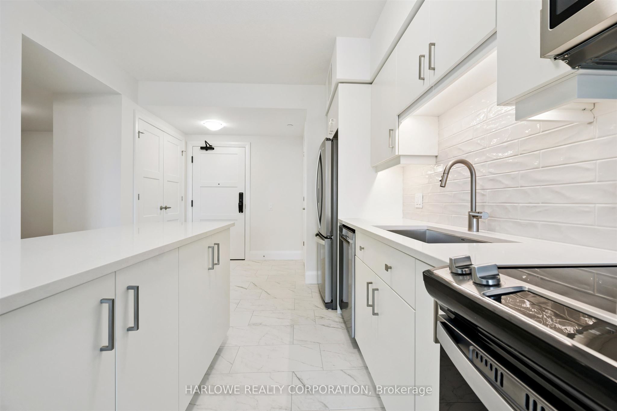 93 Arthur Street S 805, Guelph, ON N1E 0S6 photo 2