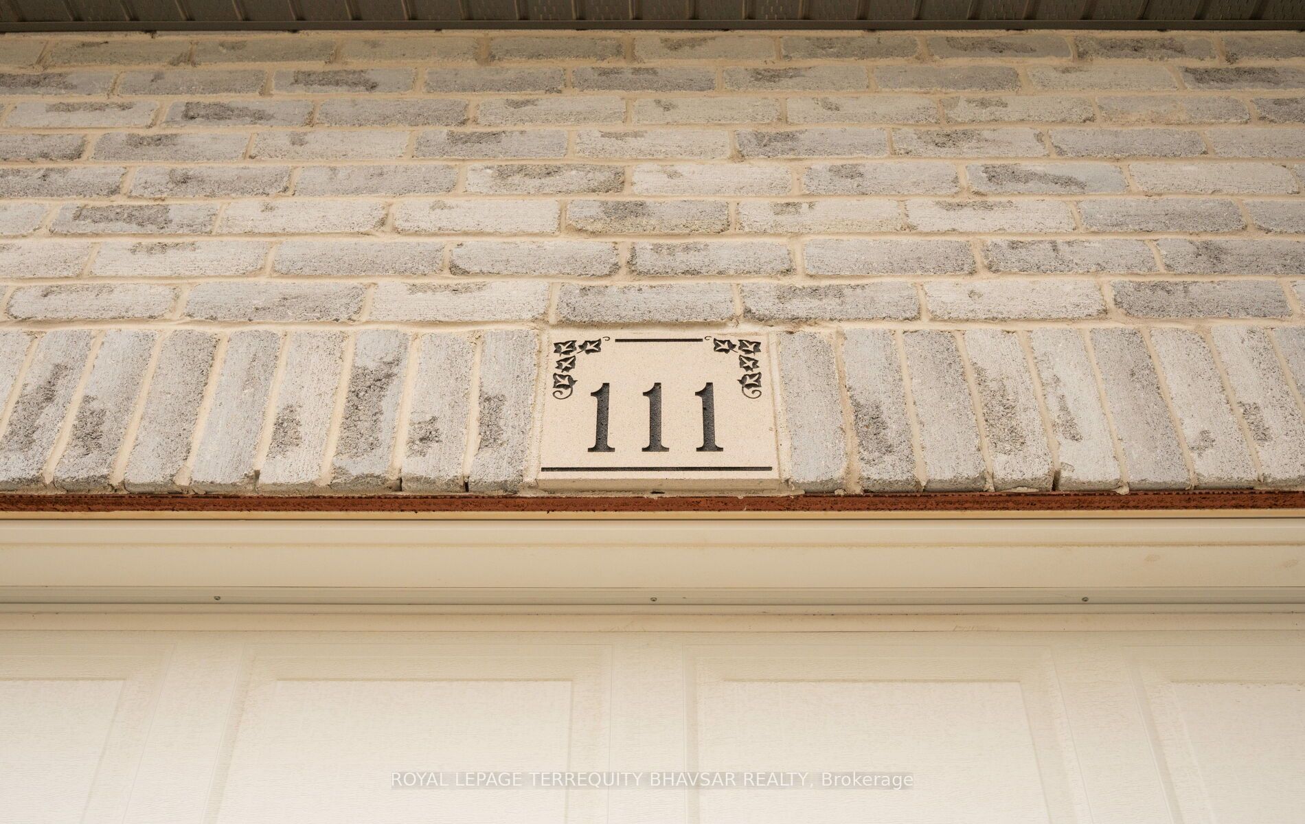 111 Parkvale Drive, Kitchener, ON N2R 1Z6 photo 5