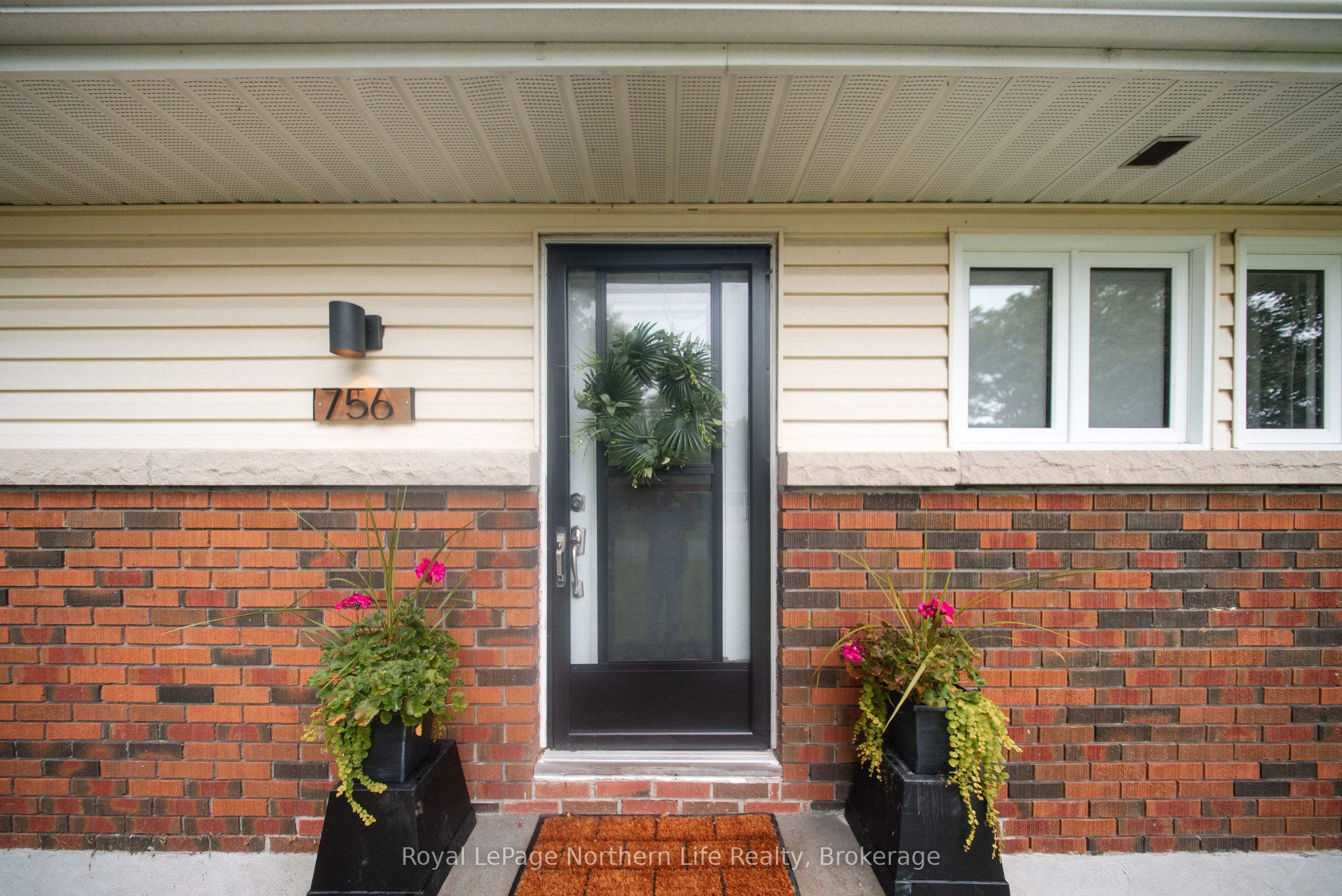 756 Eastwood Avenue, North Bay, ON P1B 7V3 photo 3