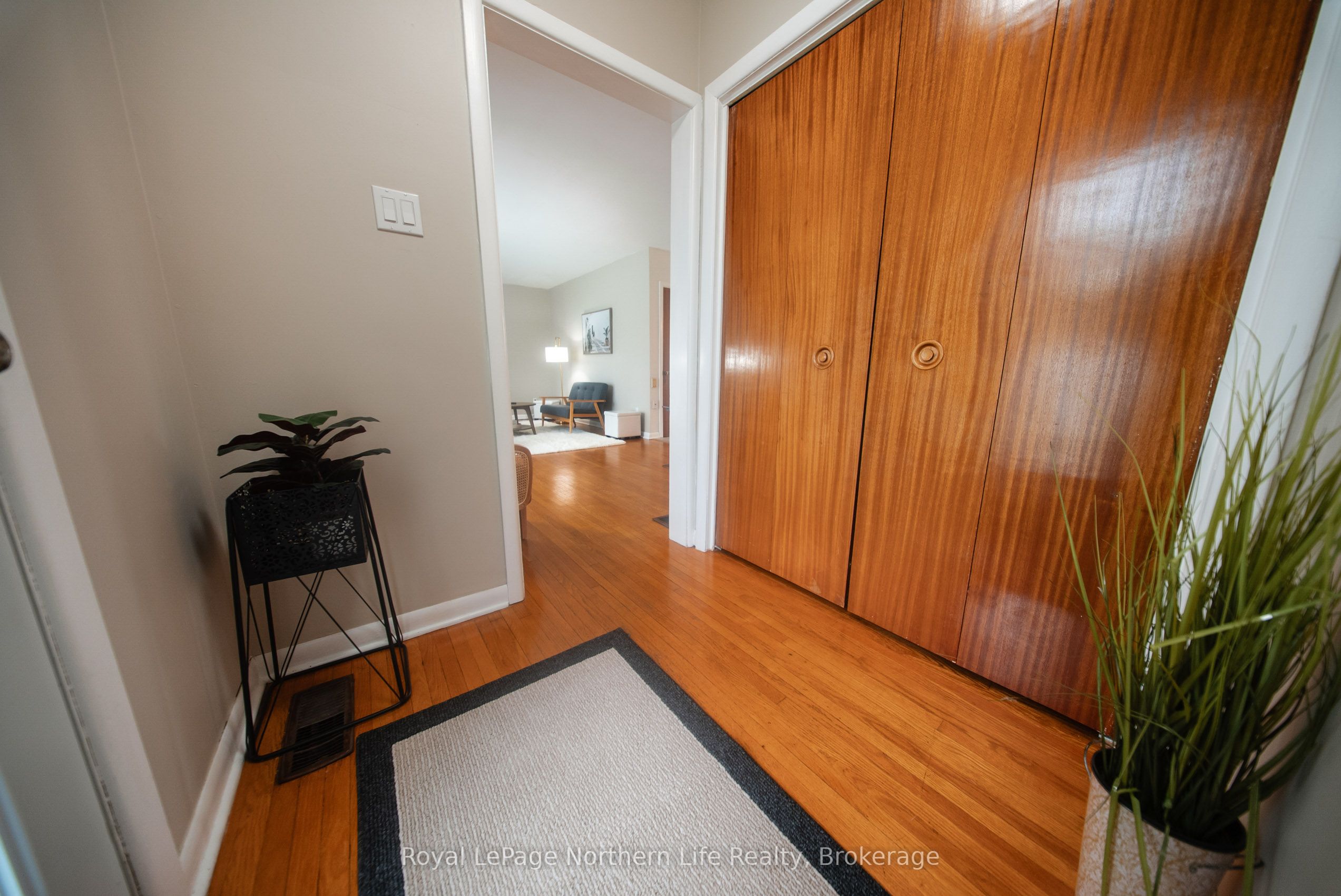 756 Eastwood Avenue, North Bay, ON P1B 7V3 photo 4
