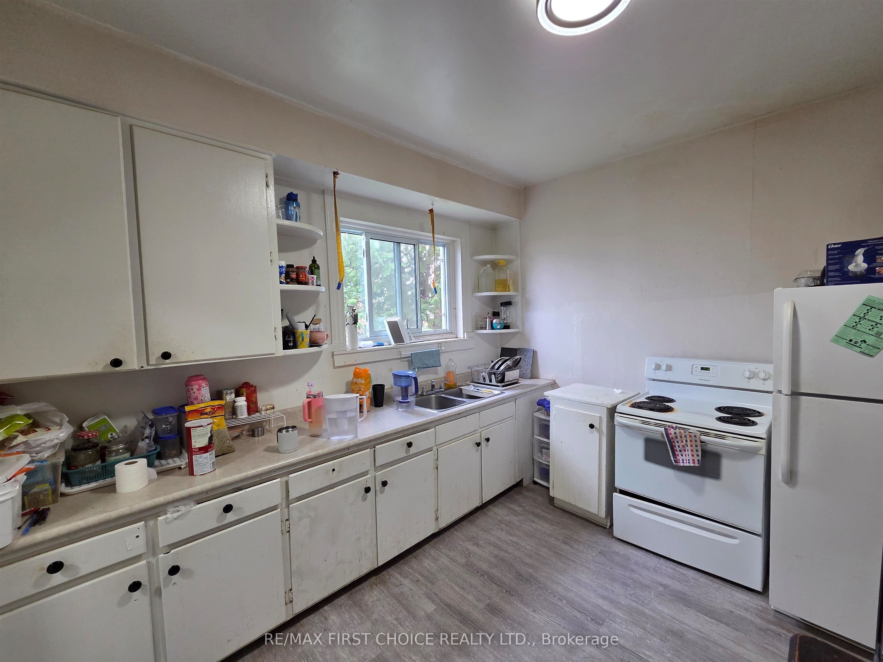 115 Cameron Street, Thunder Bay, ON P7C 2G7 photo 5