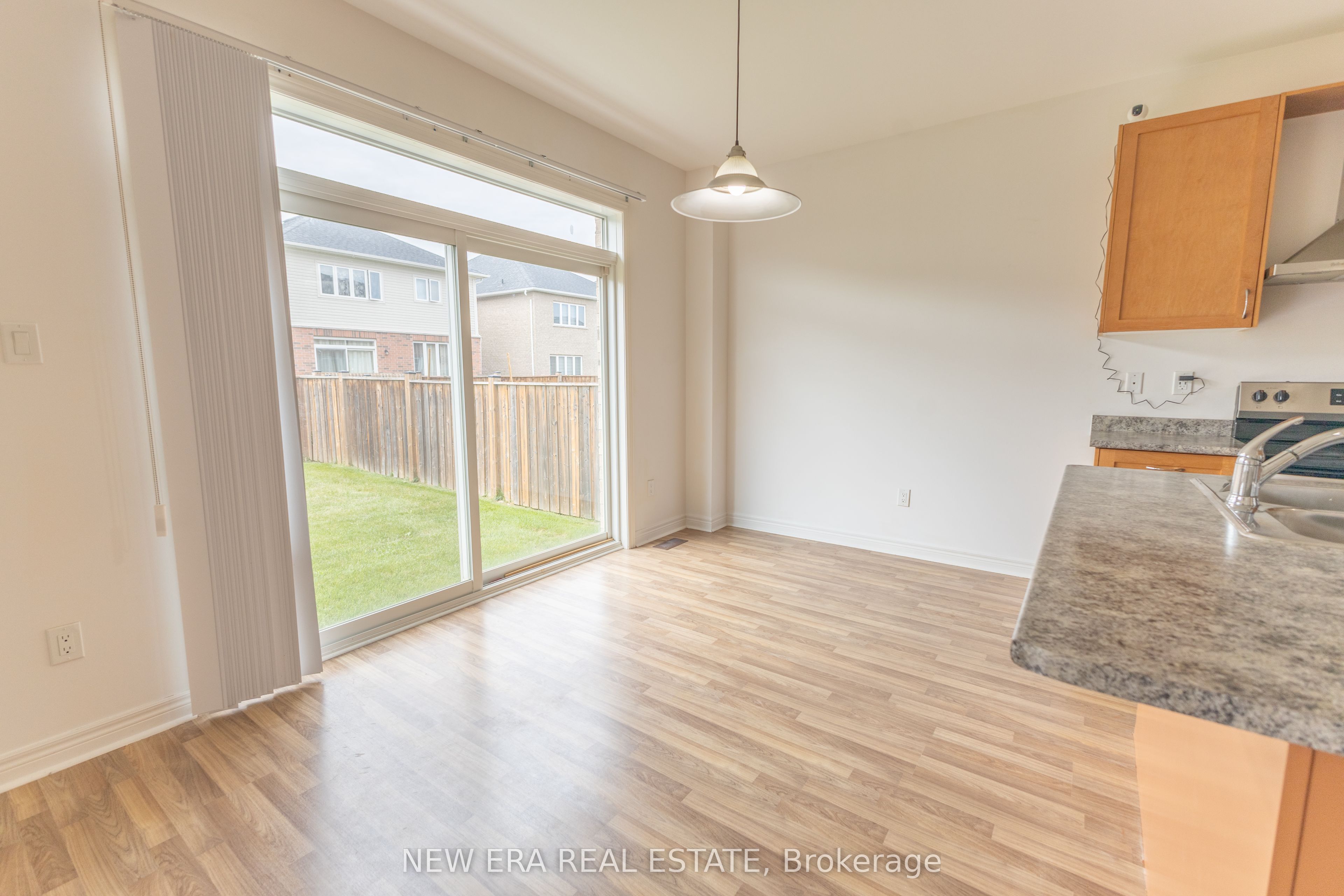 77 Barlow Place, Brant, ON N3L 0H1 photo 4