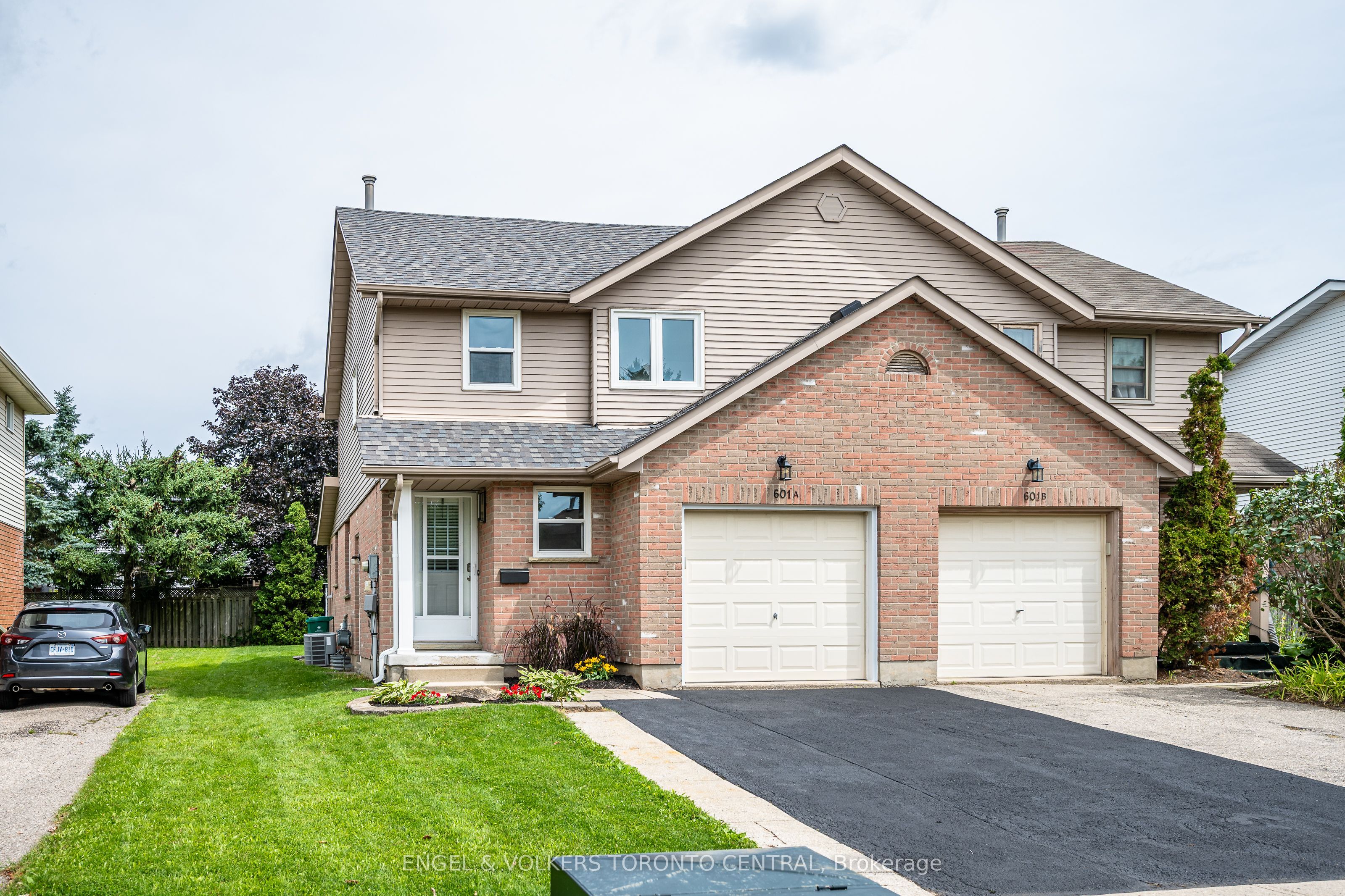 601 Pinerow Crescent, Waterloo, ON N2T 2K6