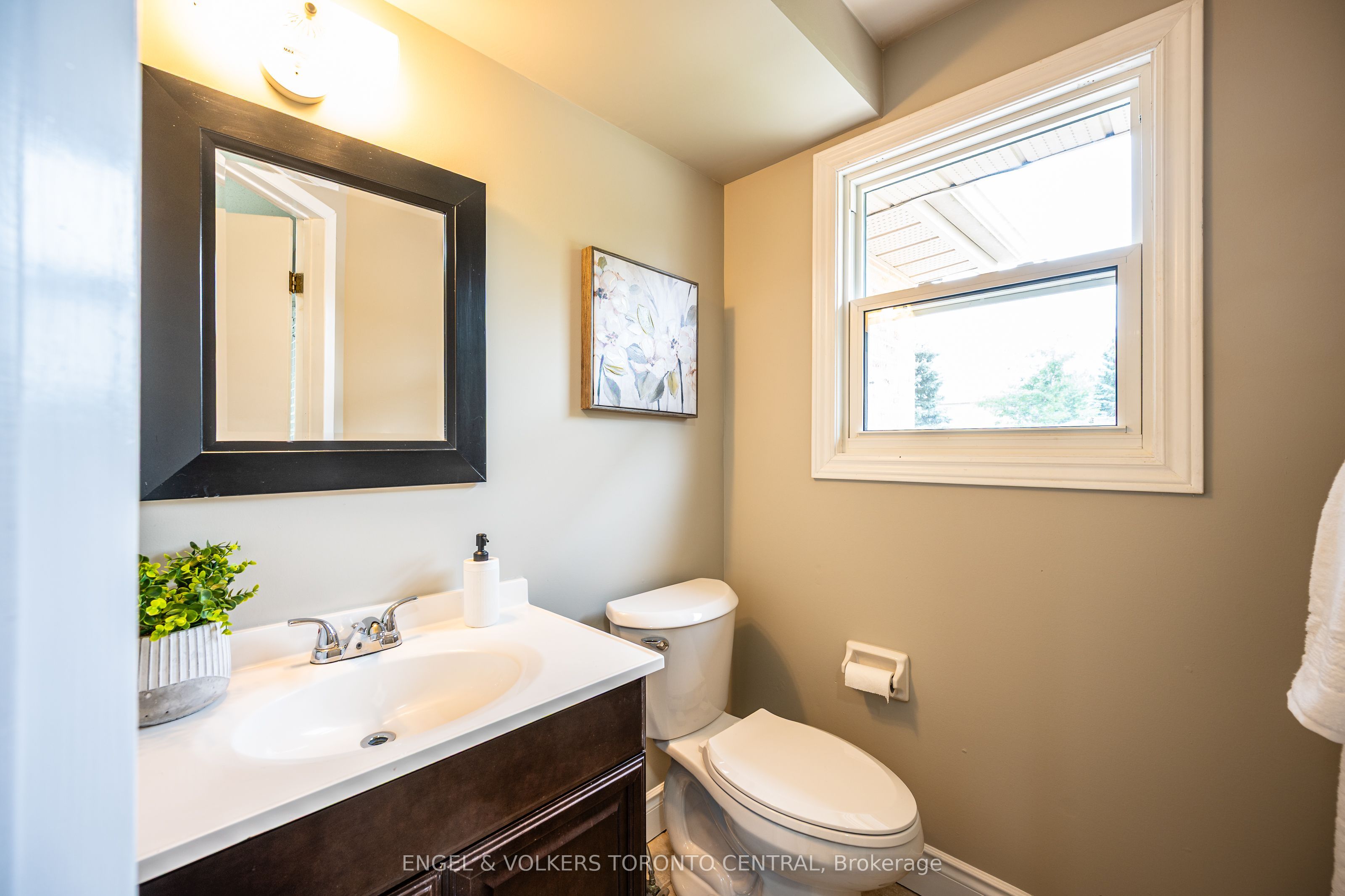 601 Pinerow Crescent, Waterloo, ON N2T 2K6 photo 5