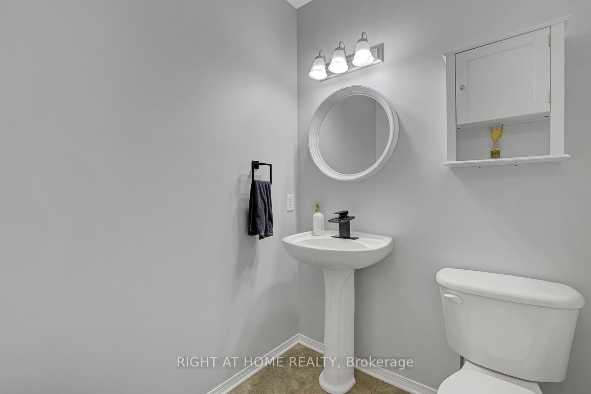 70 Frieday Street, Arnprior, ON K7S 0A6 photo 4