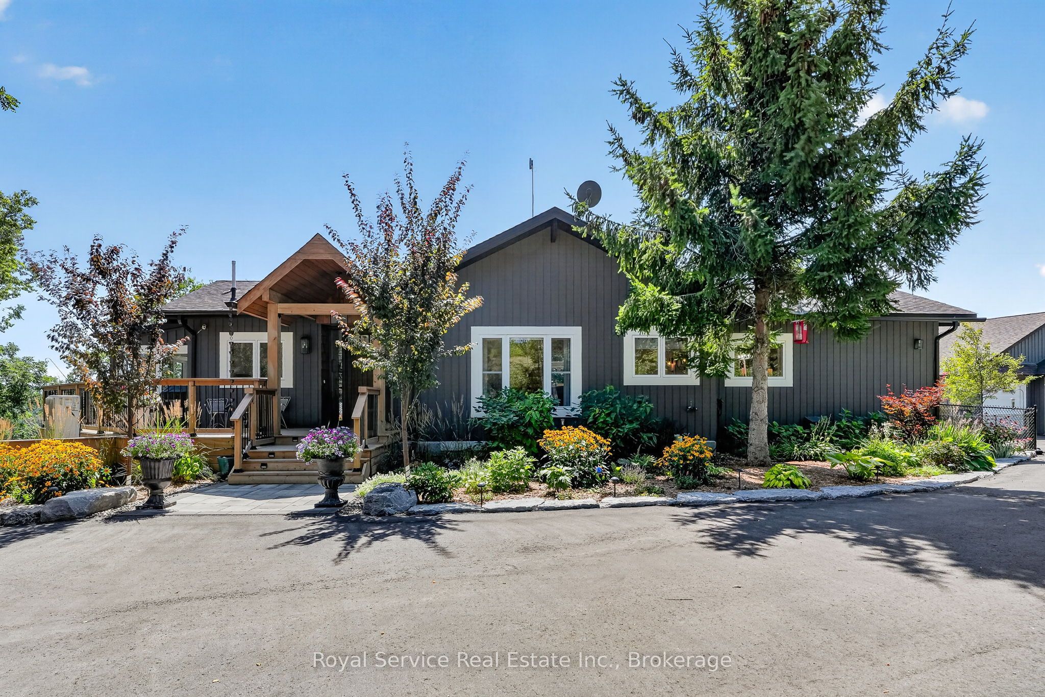4374 Morton Road, Hamilton Township, ON L1A 3V6