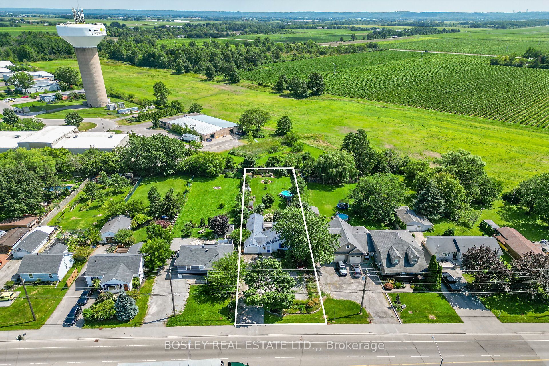 1339 Niagara Stone Road, Niagara-on-the-Lake, ON L0S 1J0 photo 2
