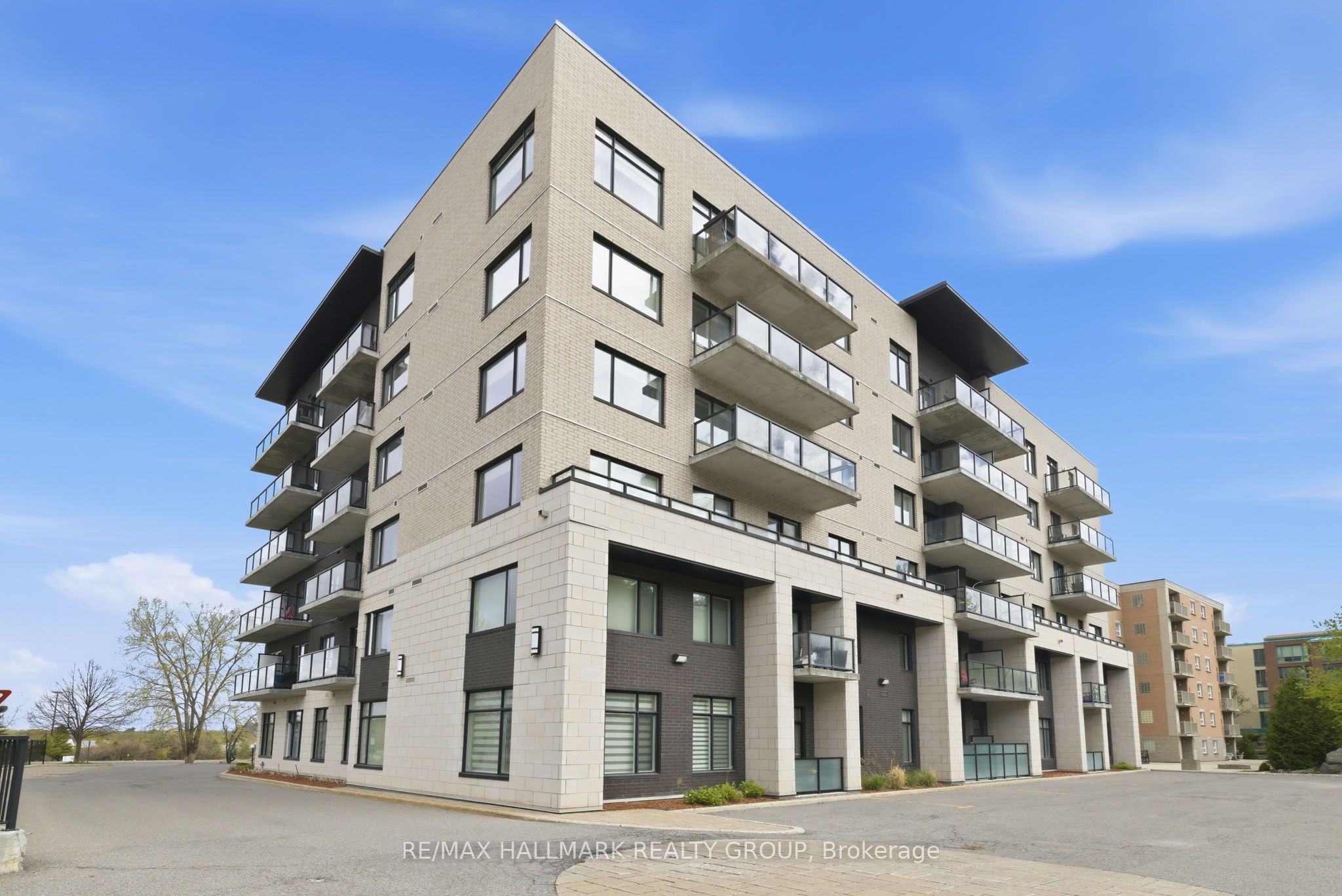 310 Centrum Boulevard 206, Orleans - Cumberland and Area, ON K1E 0A3 photo 2
