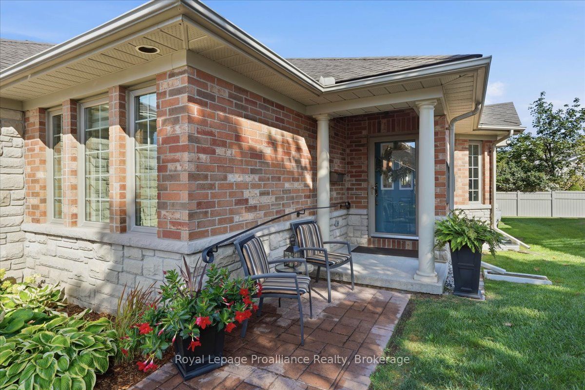 35 Heartwood Drive 30, Belleville, ON K8P 5M2 photo 4
