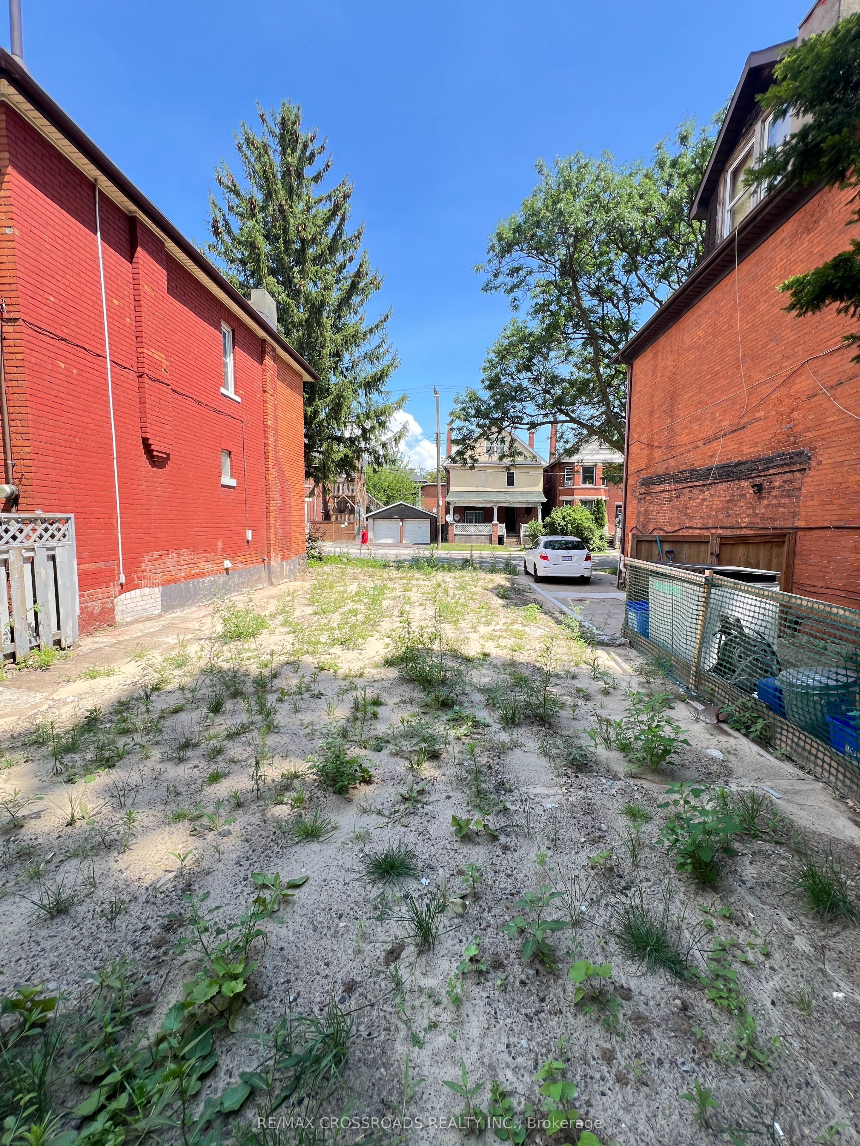 128 Stinson Street, Hamilton, ON L8N 1S6 photo 2