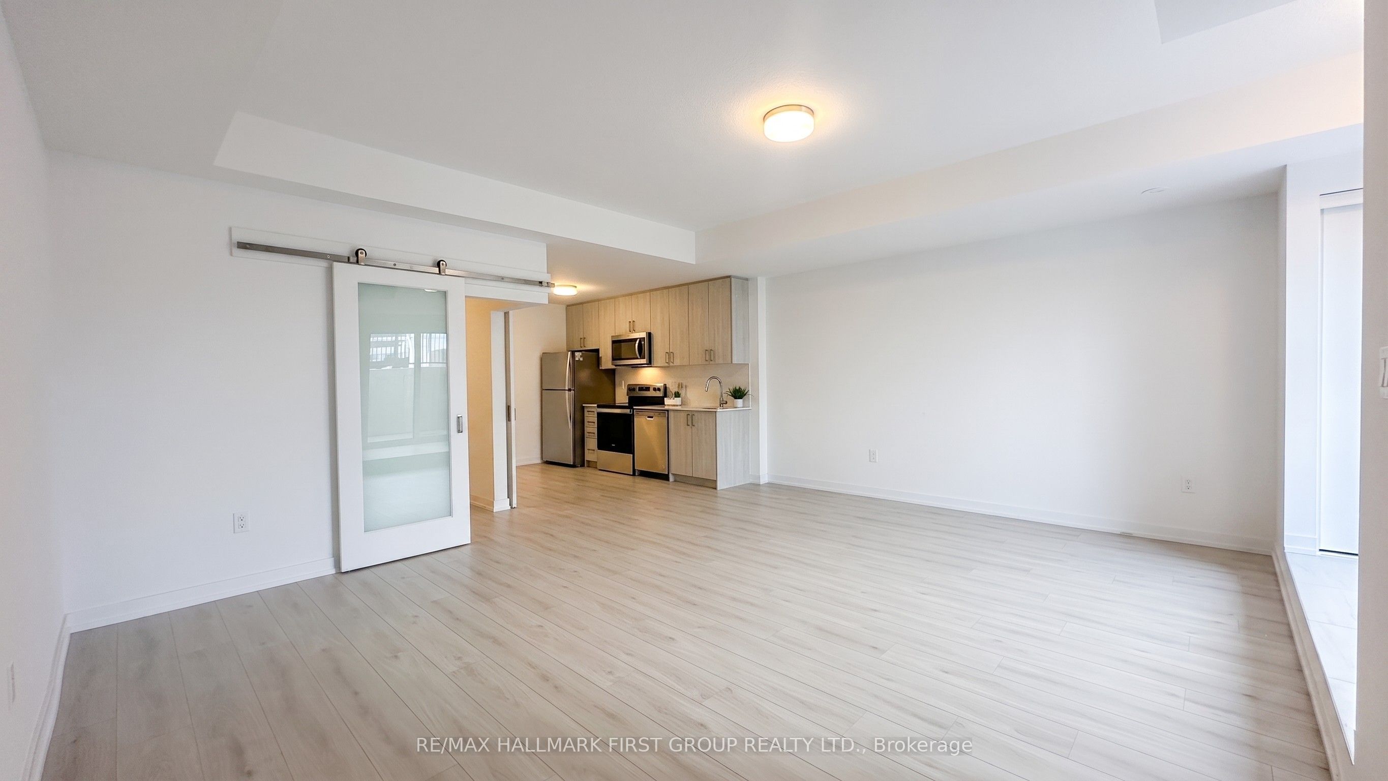 25 Palace Street P32, Kitchener, ON N2E 3M6 photo 4