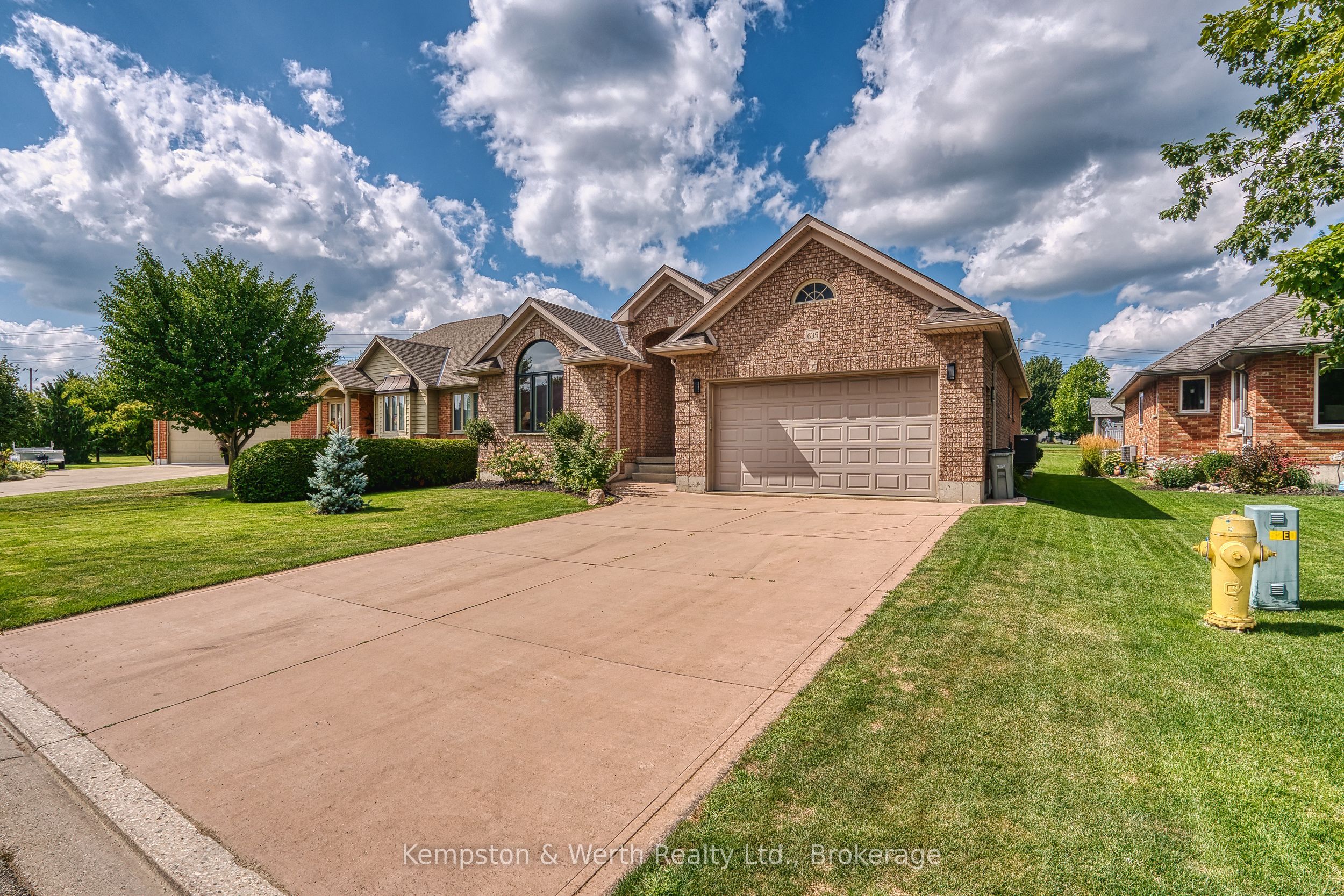 635 Riverview Drive, North Perth, ON N4W 3T7 photo 4
