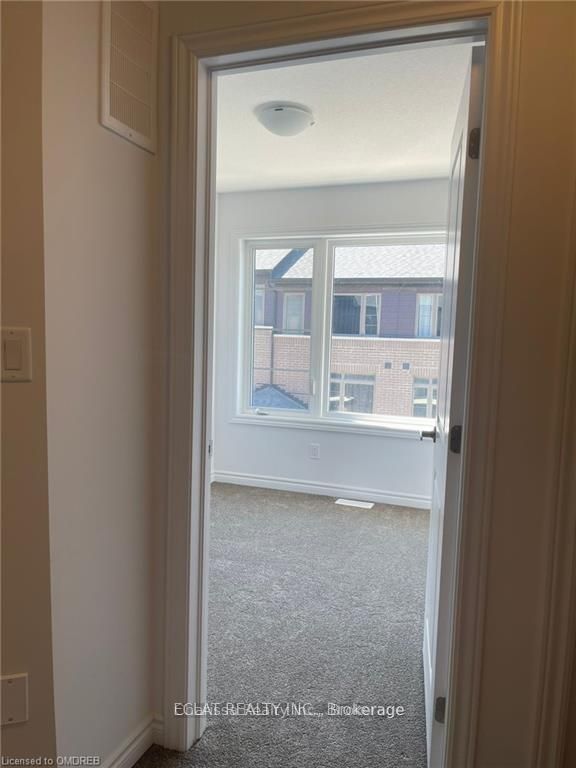 61 Soho Street, Hamilton, ON L8J 0M6 photo 2