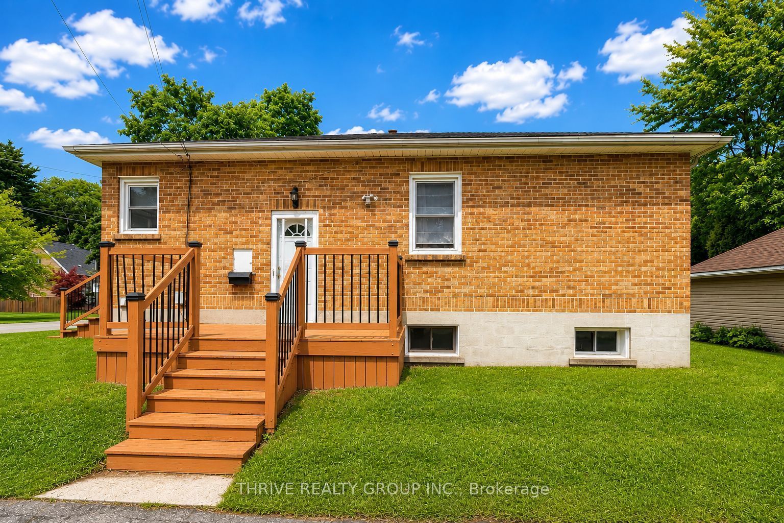 159 Seawood Avenue Lower, London South, ON N6J 1G7