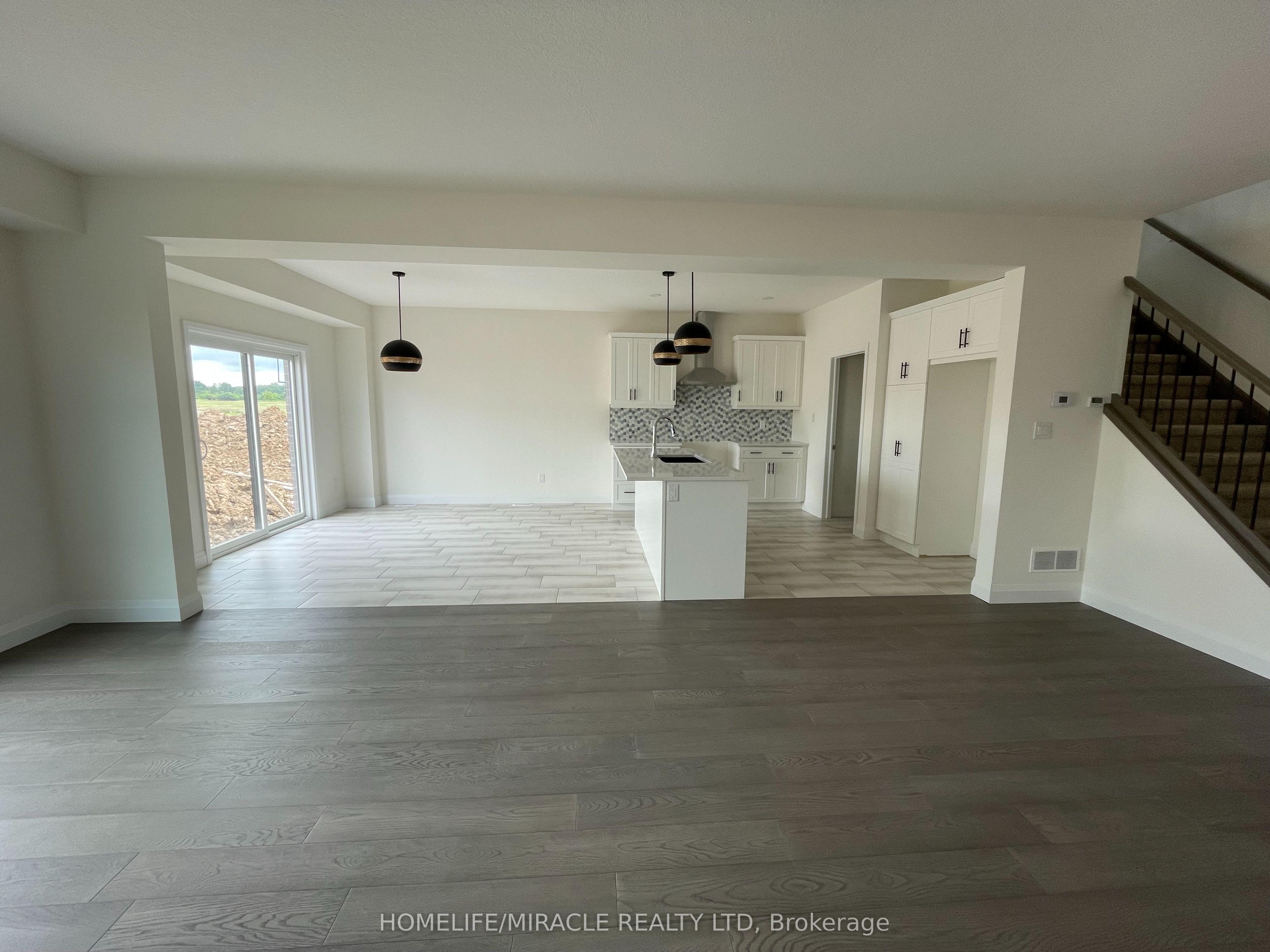 167 Byers Street, London South, ON N6L 0J2 photo 2