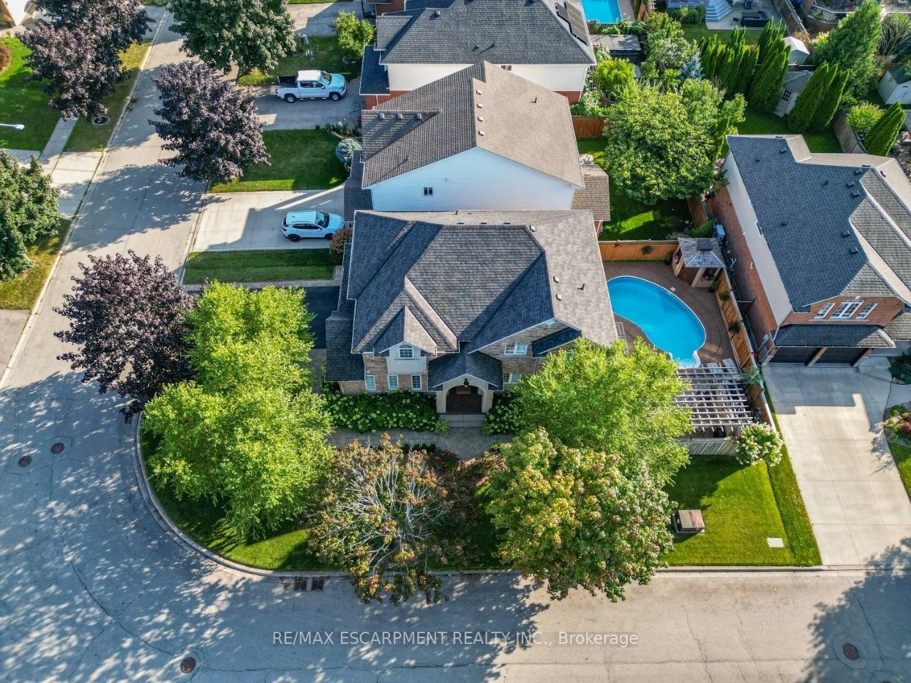 37 Hickory Crescent, Grimsby, ON L3M 5P9 photo 5