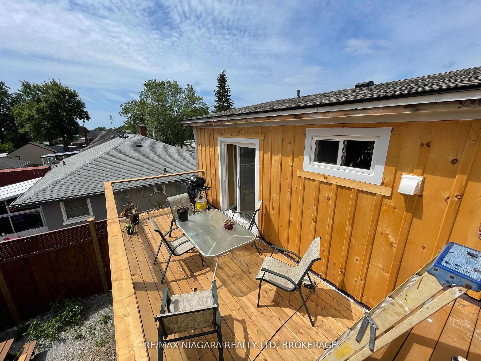 335 Wellington Street, Port Colborne, ON L3K 2K4 photo 3