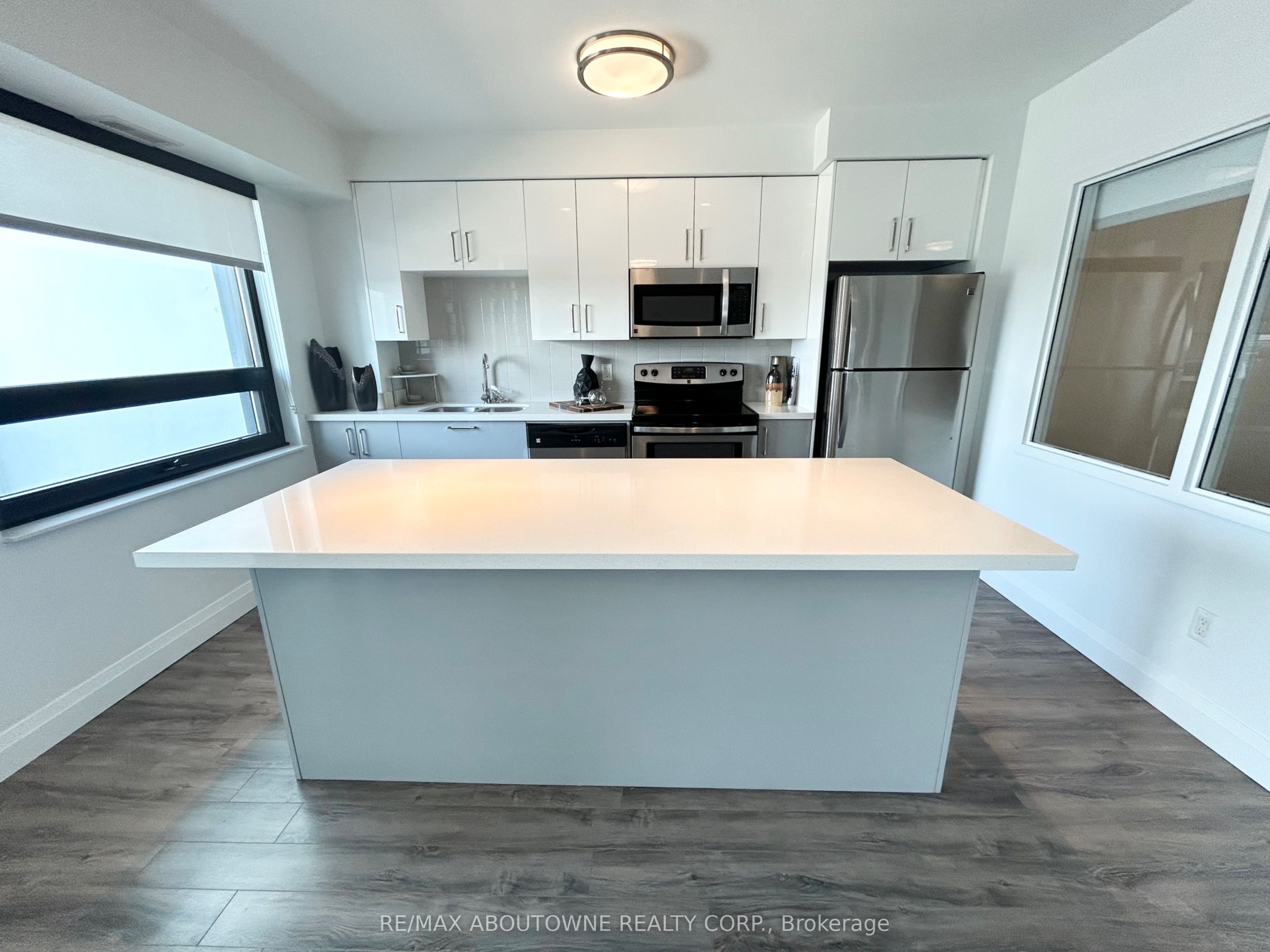 460A Belmont Avenue W 308, Kitchener, ON N2M 0A9 photo 3