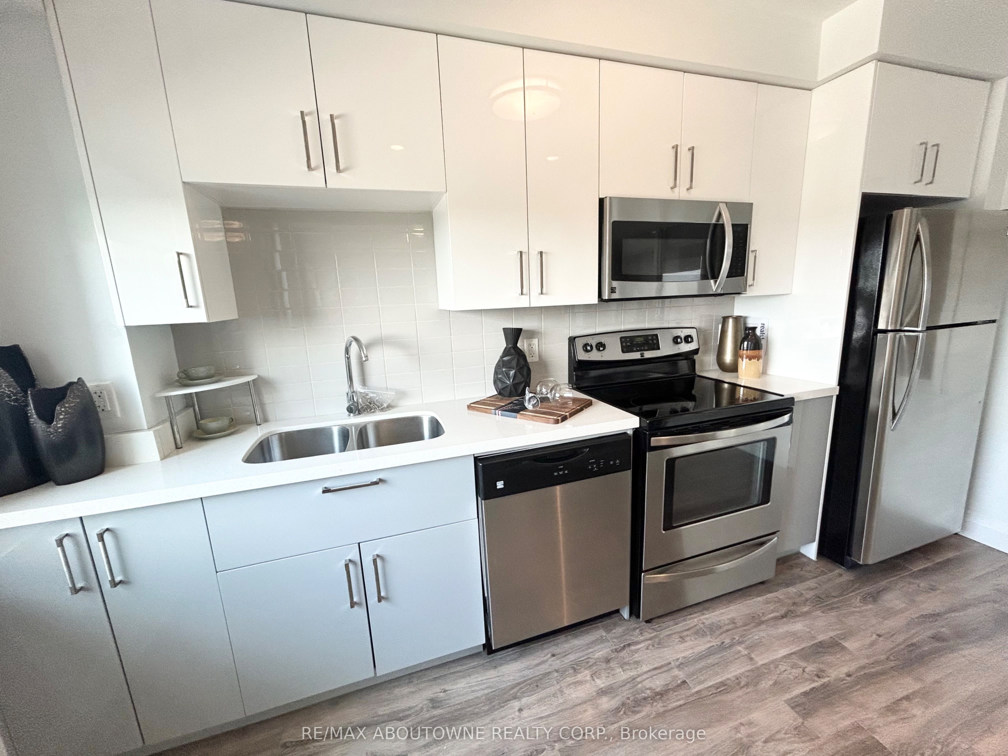 460A Belmont Avenue W 308, Kitchener, ON N2M 0A9 photo 5