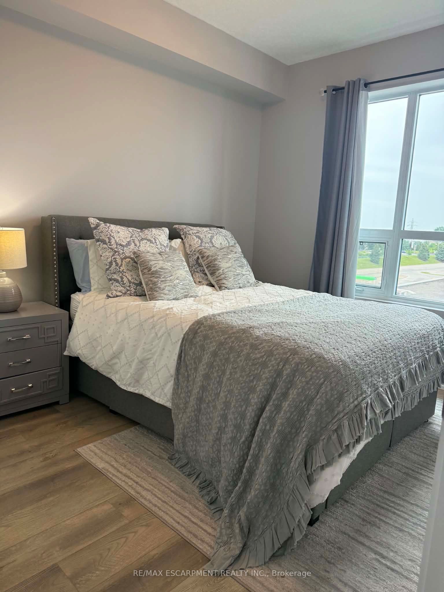 5055 Greenlane Road 415, Lincoln, ON L3J 2J3 photo 5