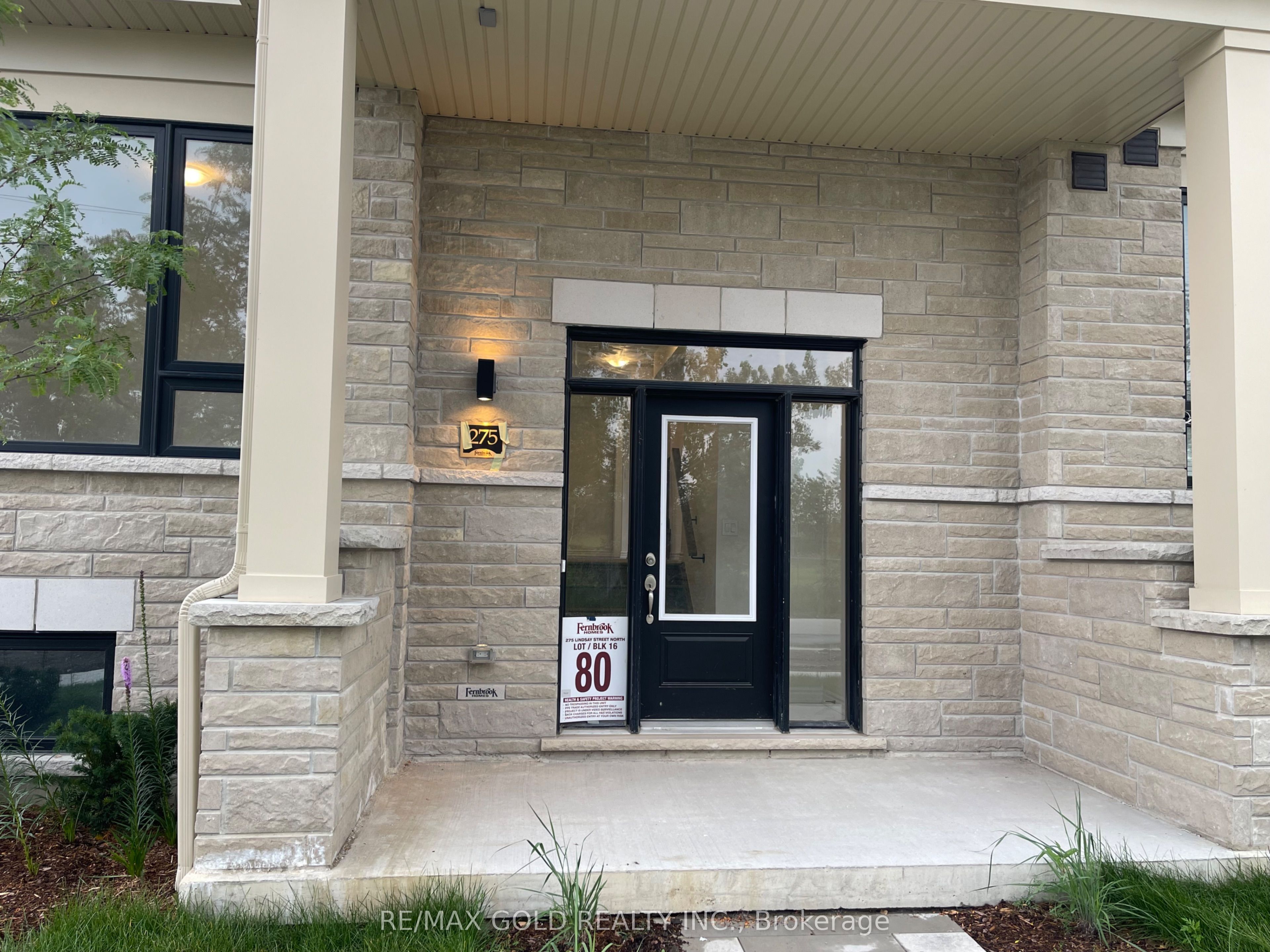 275 Lindsay Street N, Kawartha Lakes, ON K9V 0T4 photo 5