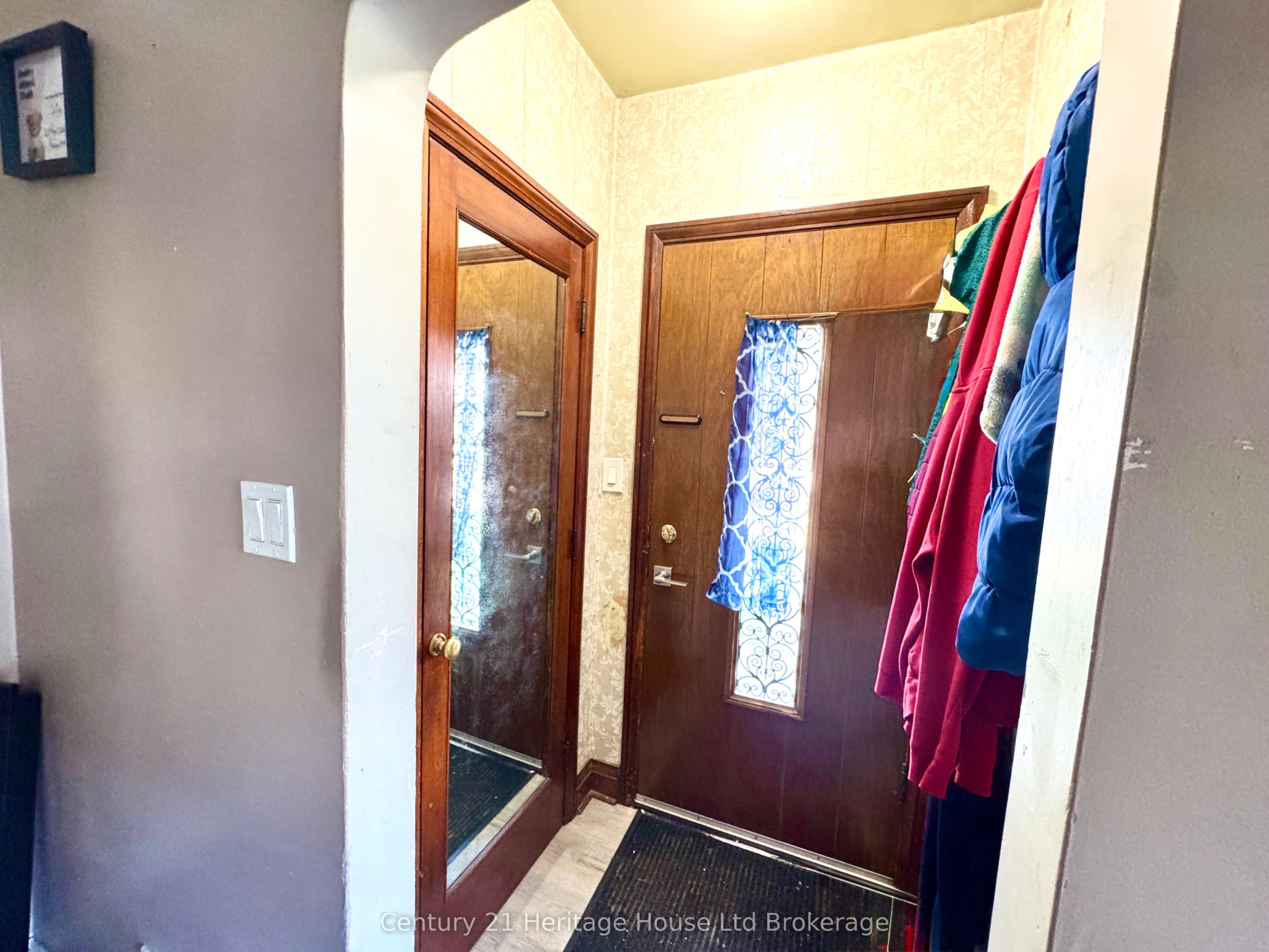159 John Street, Ingersoll, ON N5C 3G1 photo 3