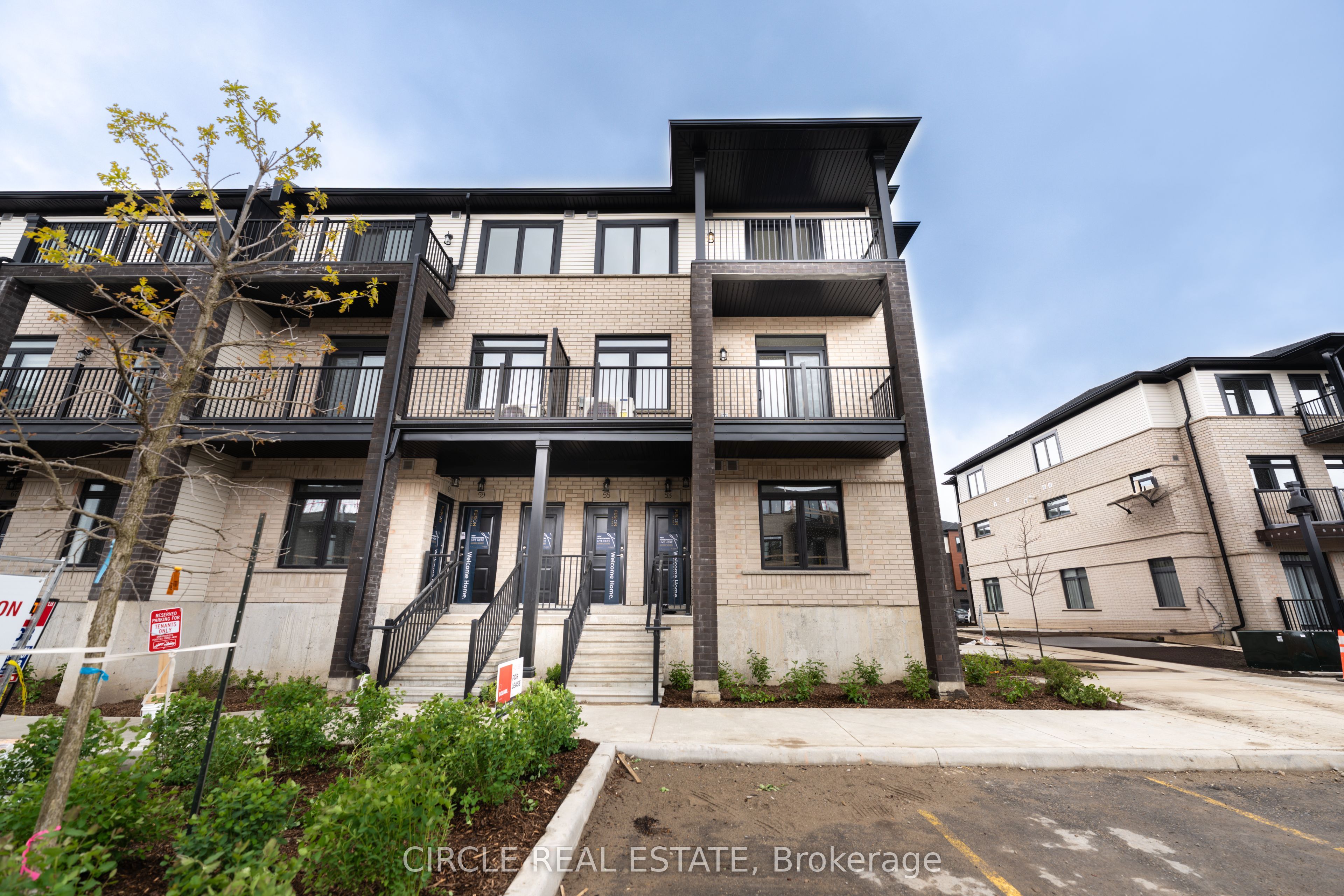 53 Thatcher Drive, Guelph, ON N1L 1B3 photo 4