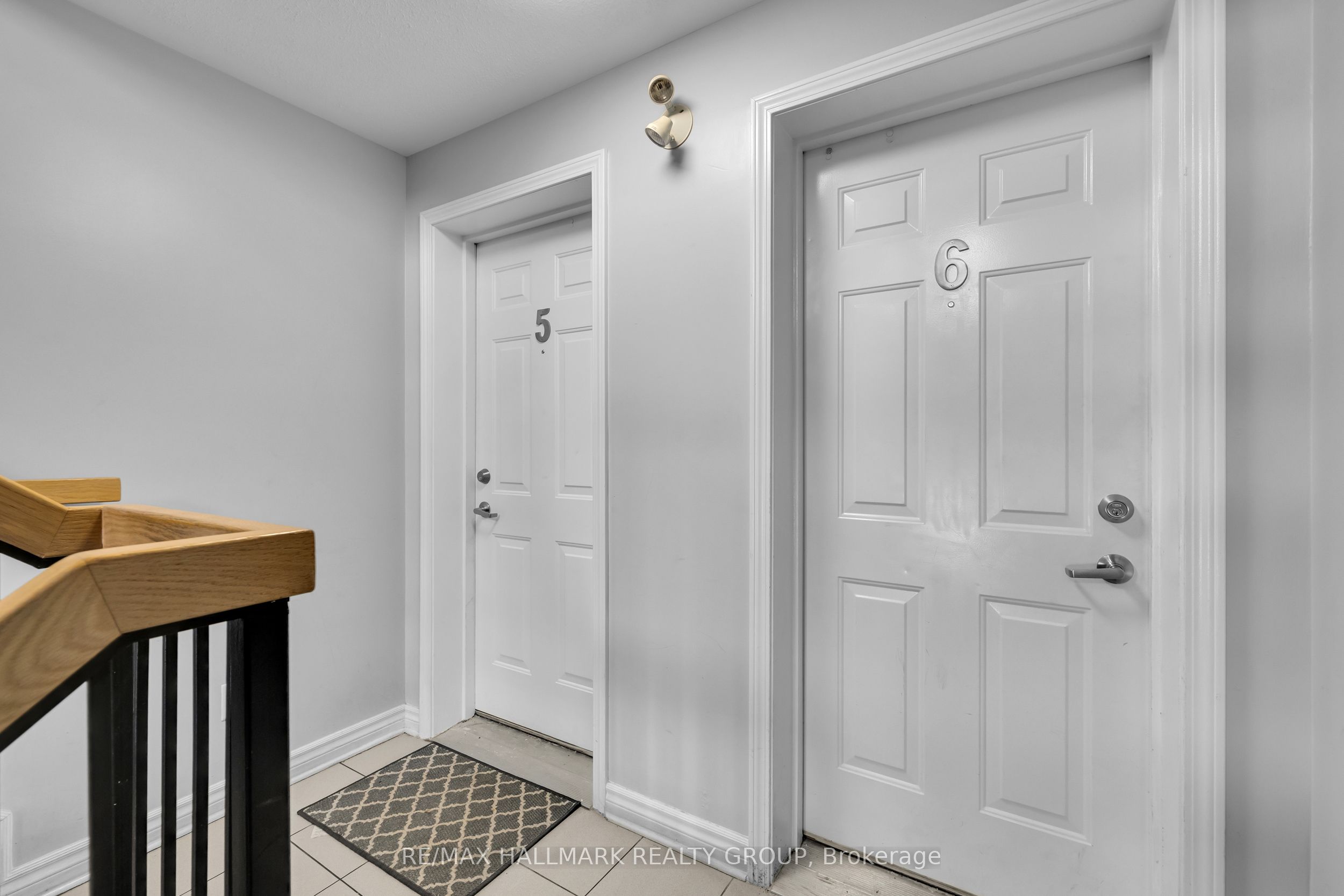 500 Stonefield Private 6, Barrhaven, ON K2G 4R3 photo 4